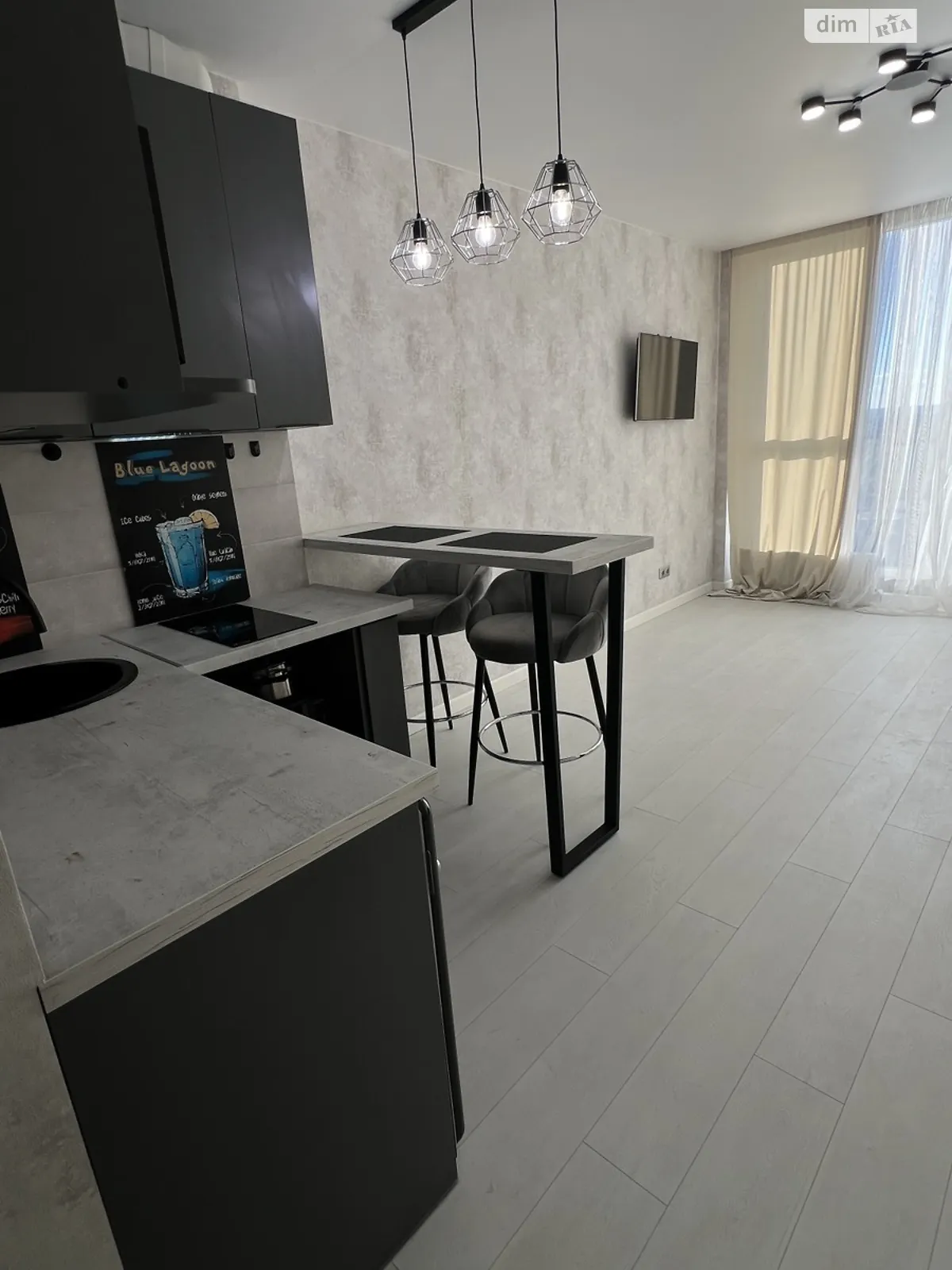 Сдается в аренду 1-комнатная квартира 30 кв. м в Одессе, ул. Евгения Чикаленко(Академика Вильямса), 95/4 - фото 1