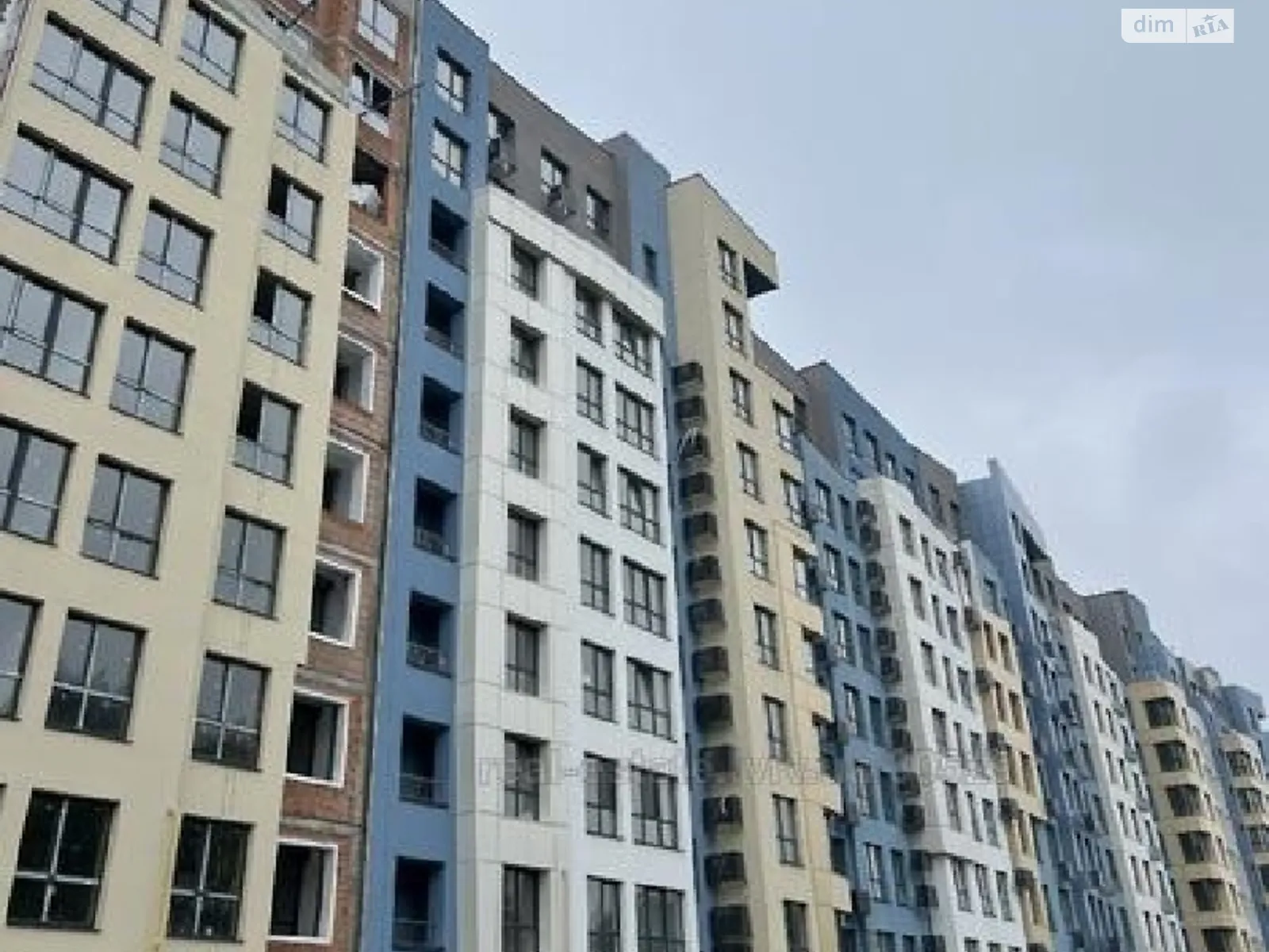 Продається 1-кімнатна квартира 50 кв. м у Львові, вул. Стрийська - фото 1