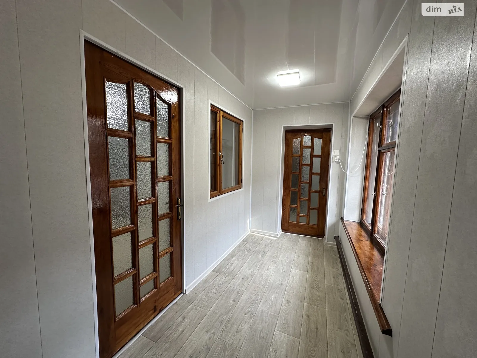 Сдается в аренду помещения свободного назначения 42 кв. м в 5-этажном здании, цена: 9999 грн - фото 1