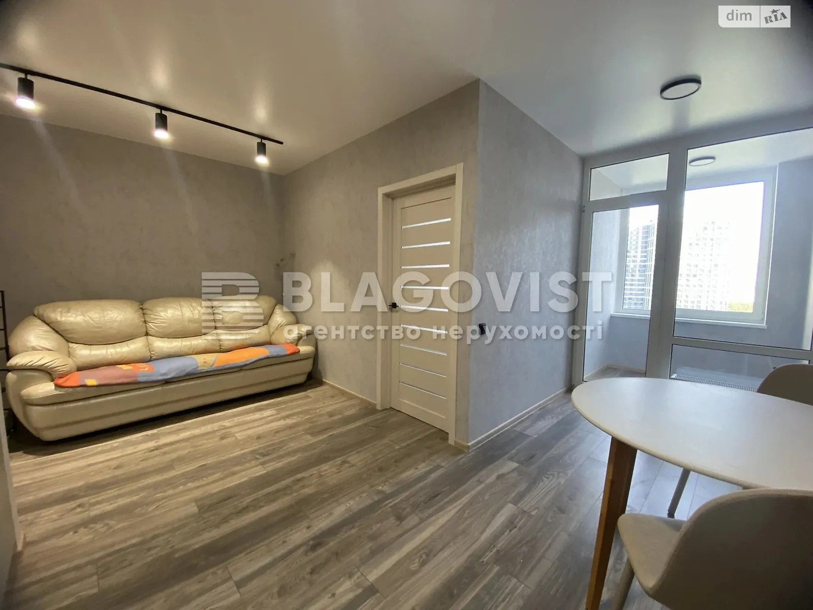 Продается 1-комнатная квартира 41 кв. м в Киеве, ул. Ивана Выговского(Маршала Гречко), 42 - фото 1