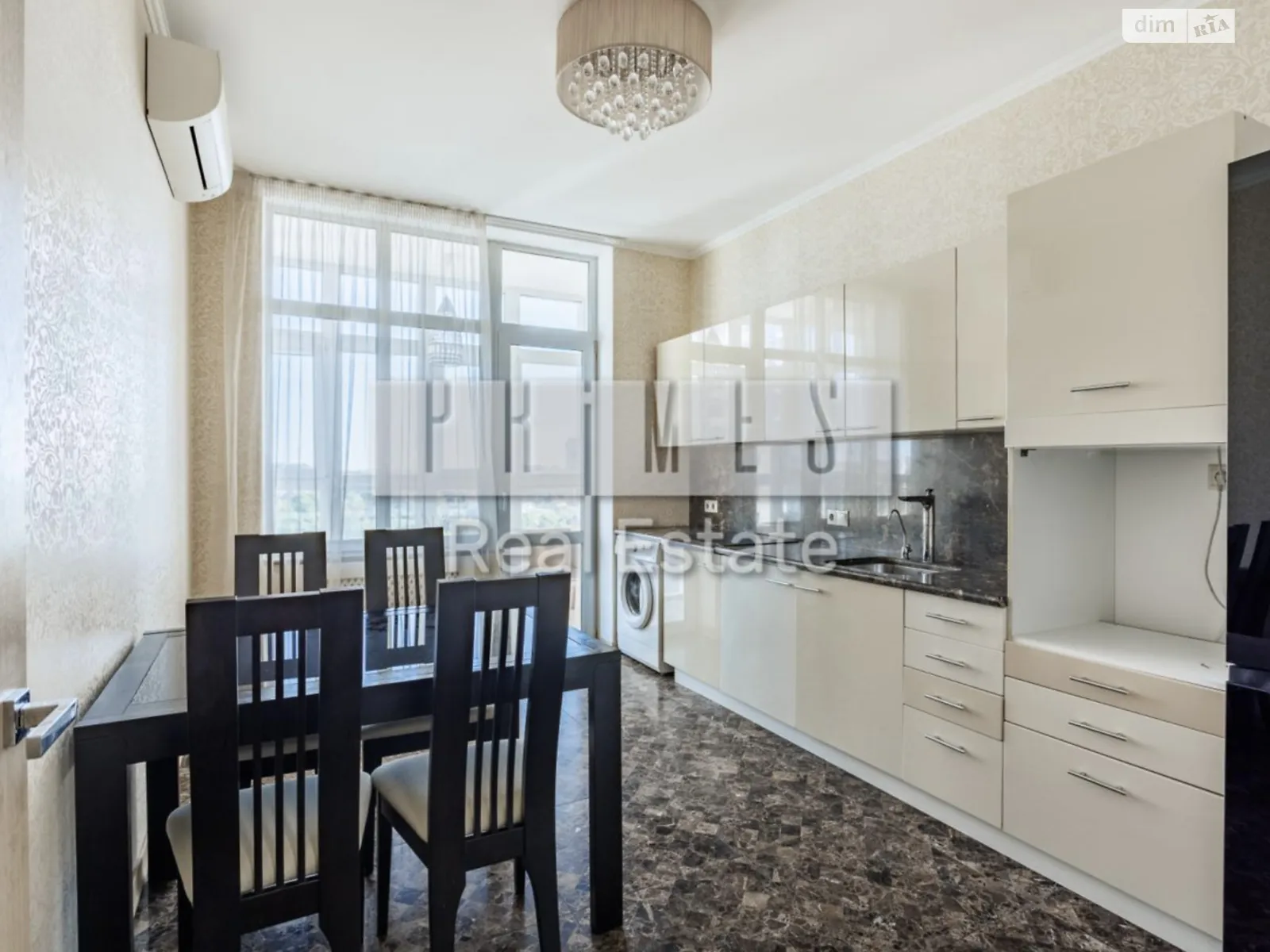 Продается 2-комнатная квартира 80 кв. м в Киеве, ул. Андрея Верхогляда(Драгомирова), 16 - фото 1