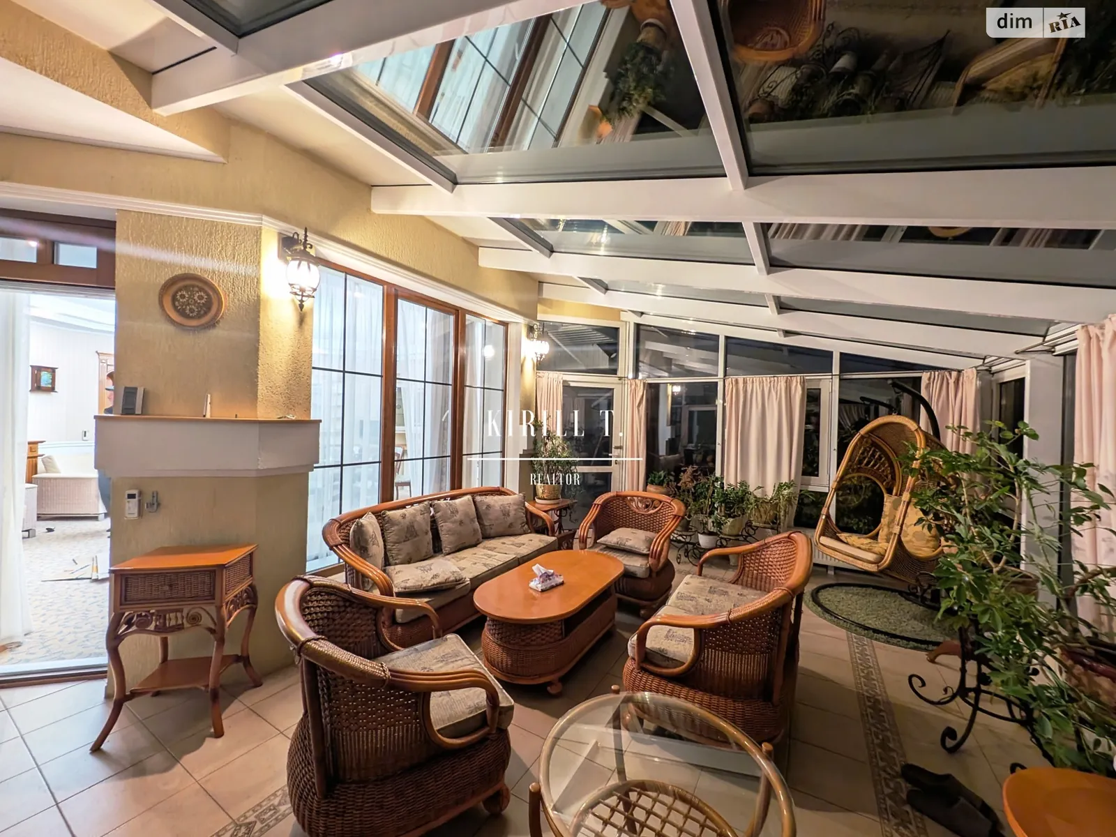 Сдается в аренду дом на 3 этажа 500 кв. м с мебелью, цена: 100000 грн - фото 1