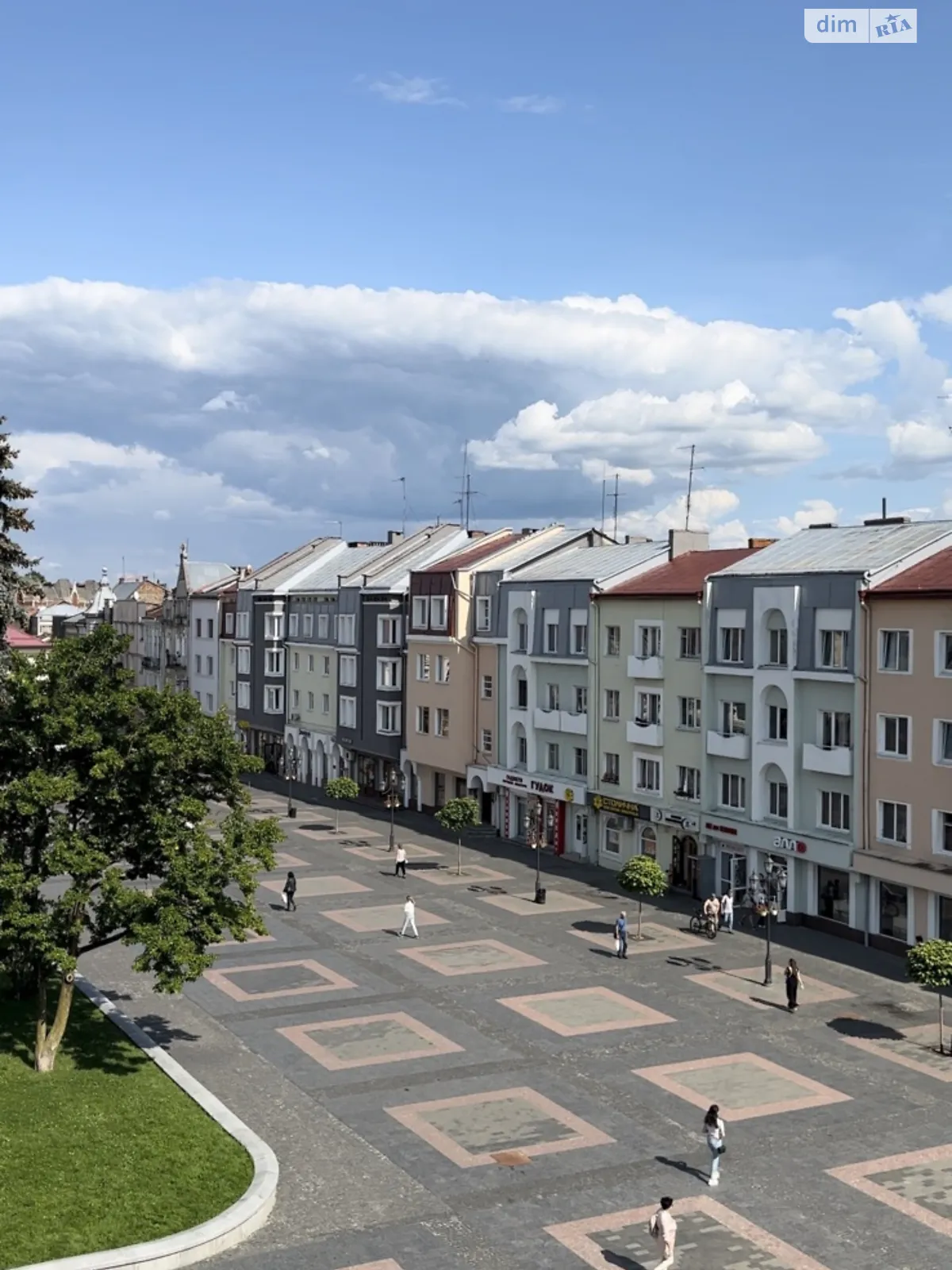 Здається в оренду 2-кімнатна квартира 60 кв. м у Дрогобичі, пл. Ринок, 27 - фото 1