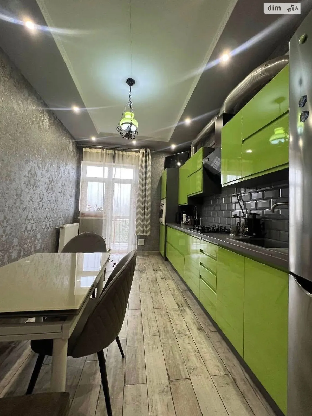 Сдается в аренду 2-комнатная квартира 60.9 кв. м в Ужгороде, цена: 600 $ - фото 1