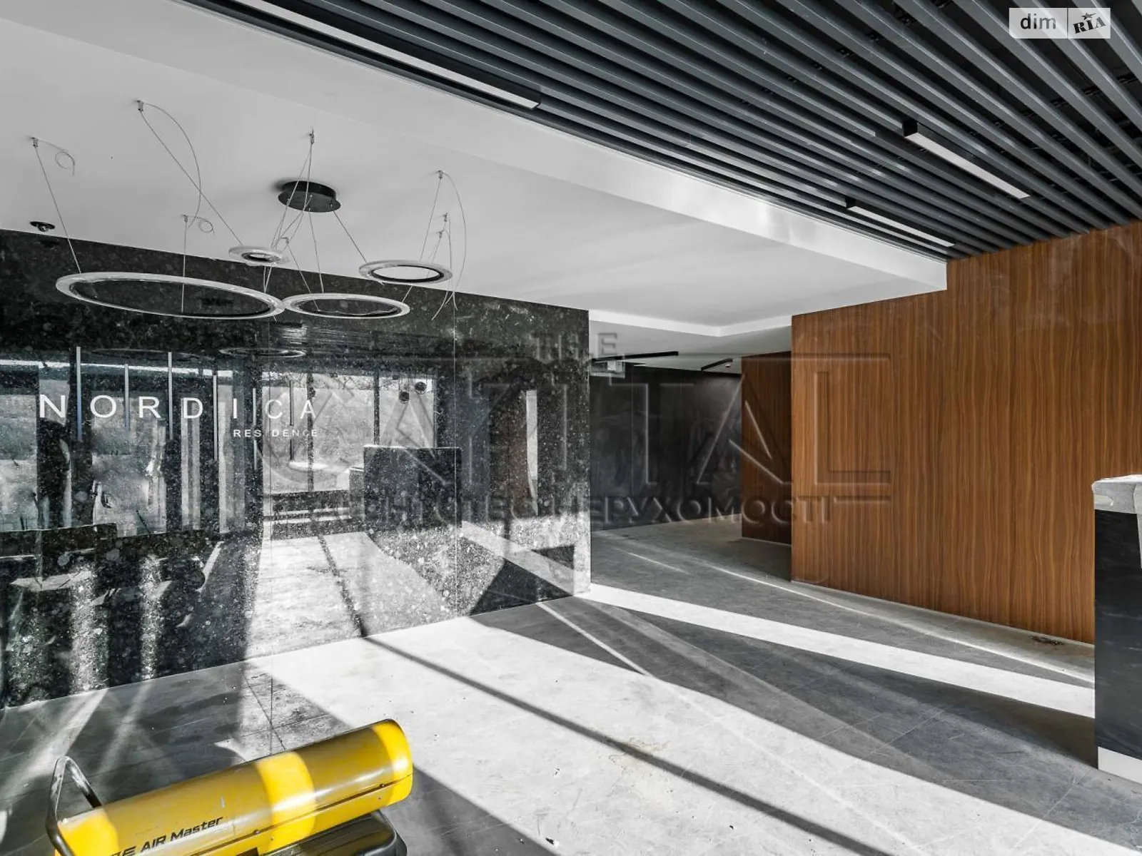 Продается 2-комнатная квартира 87 кв. м в Киеве, ул. Андрея Верхогляда(Драгомирова), 30 - фото 1