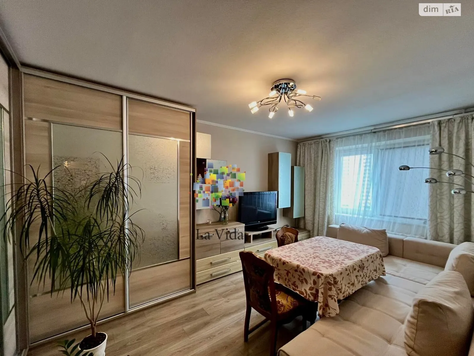 Продается 2-комнатная квартира 57 кв. м в Киеве, ул. Бориса Гмыри, 13 - фото 1