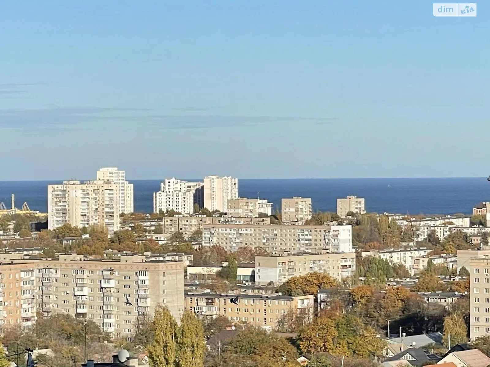 Продається 2-кімнатна квартира 84 кв. м у Чорноморську, вул. Парусна - фото 1