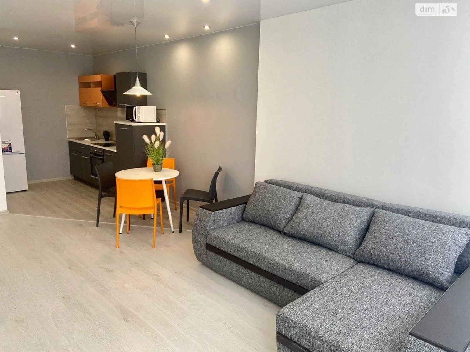 Сдается в аренду 2-комнатная квартира 52 кв. м в Днепре, пер. Пихтовый, 1А - фото 1