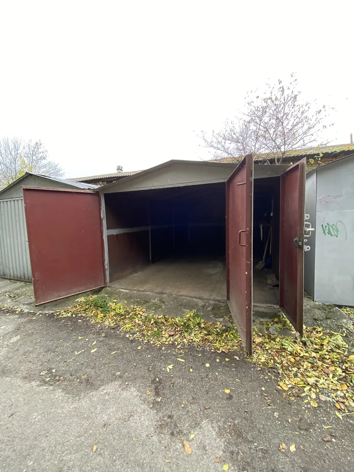 Продается отдельно стоящий гараж под легковое авто на 26.5 кв. м, цена: 4999 $ - фото 1