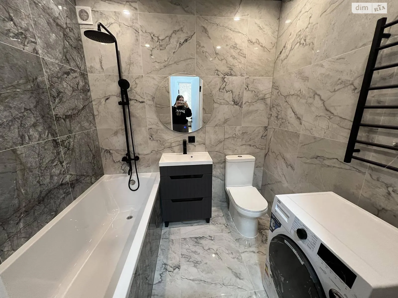 Продается 1-комнатная квартира 42 кв. м в, цена: 65000 $ - фото 1