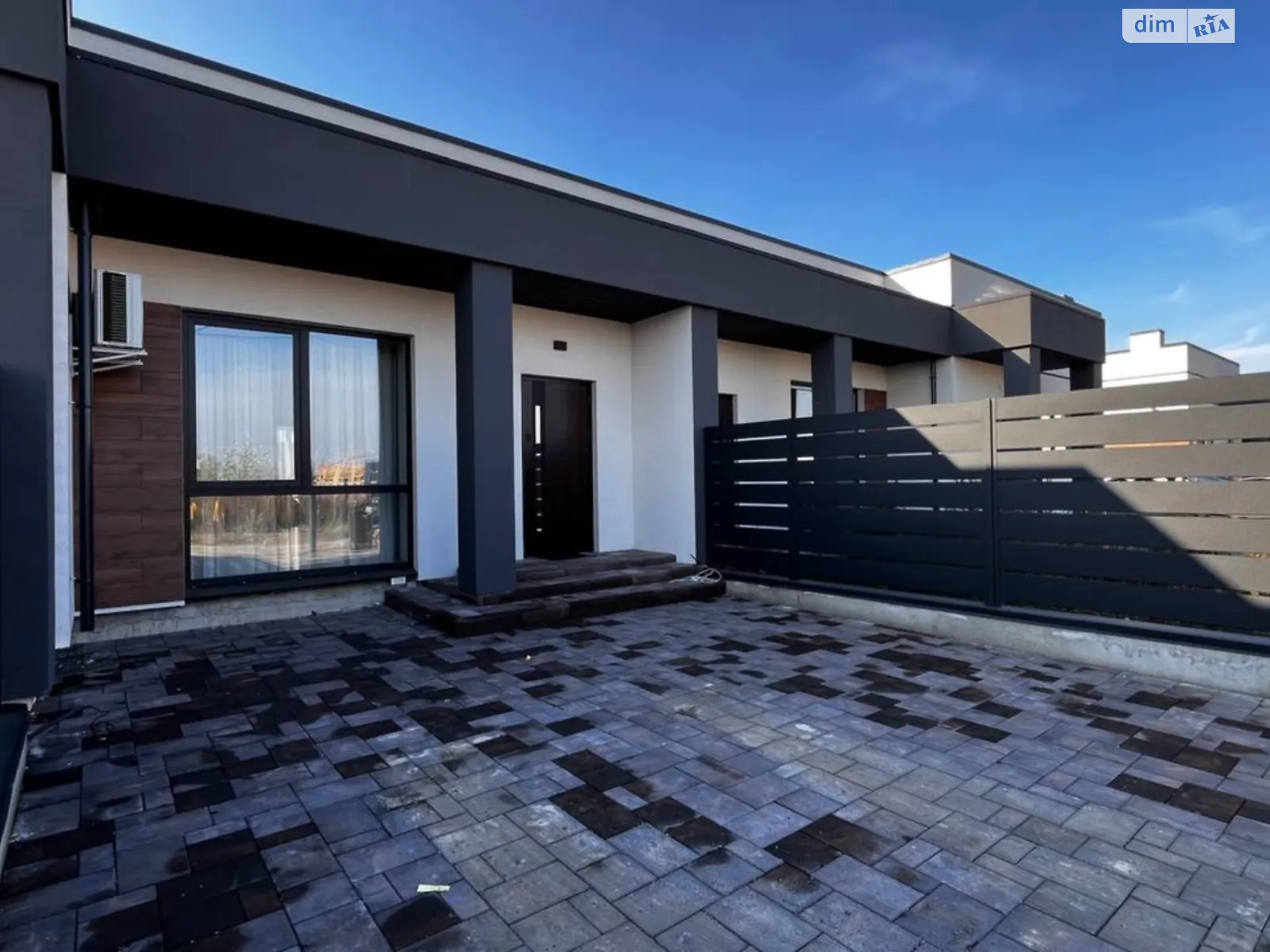 Продается одноэтажный дом 65.3 кв. м с террасой, цена: 105000 $ - фото 1