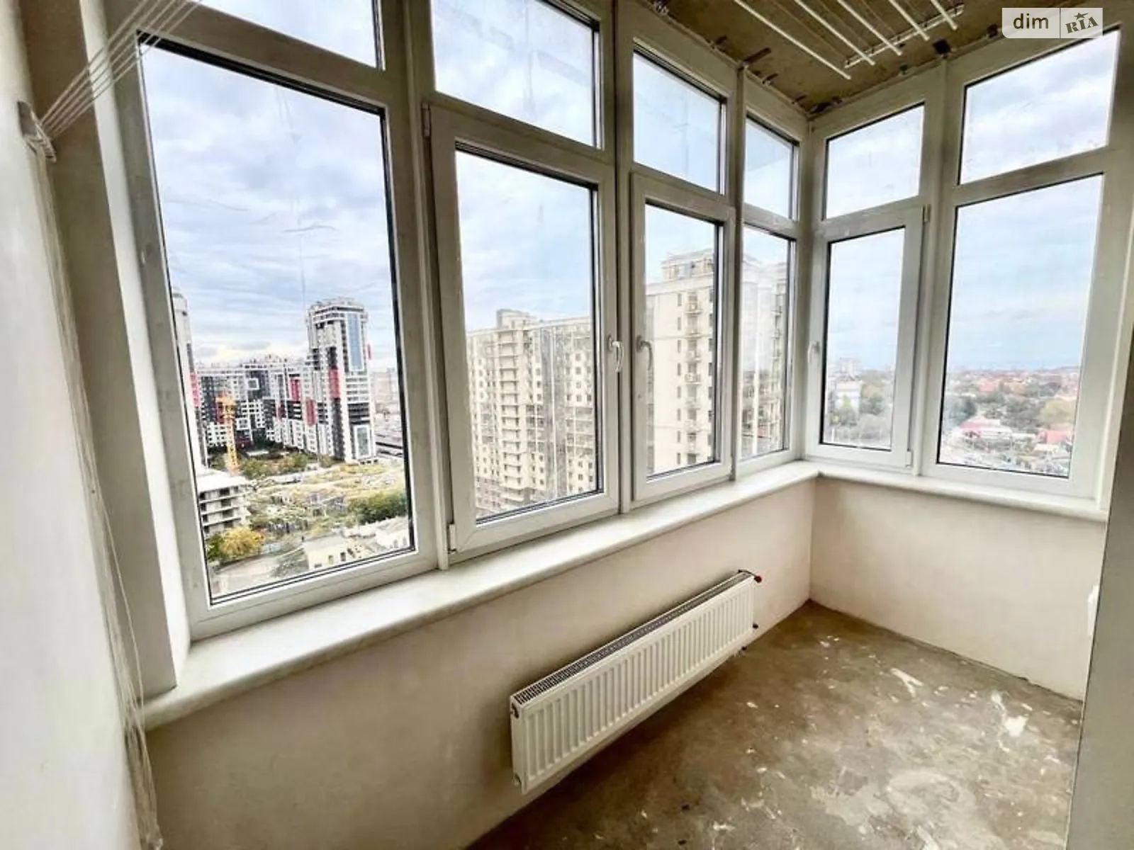 Продается 2-комнатная квартира 59 кв. м в Лиманке, ул. Жемчужная, 5А - фото 1