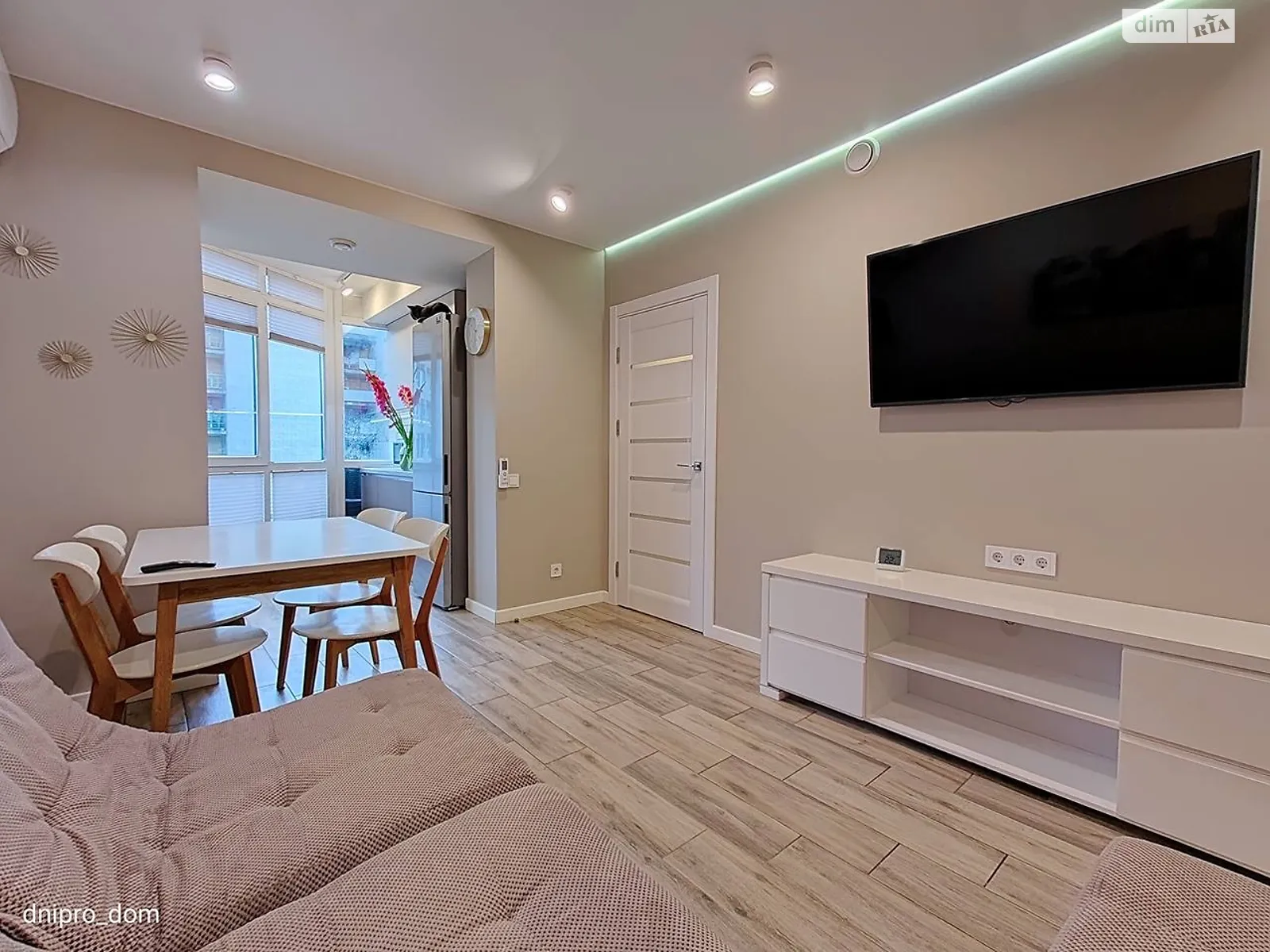 Продается 2-комнатная квартира 60 кв. м в Днепре, ул. Набережная Победы, 42Ф - фото 1