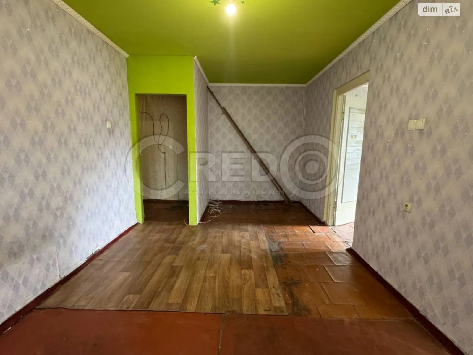 Продається 3-кімнатна квартира 48 кв. м у Кривому Розі, вул. Соборності(Косіора), 88 - фото 1