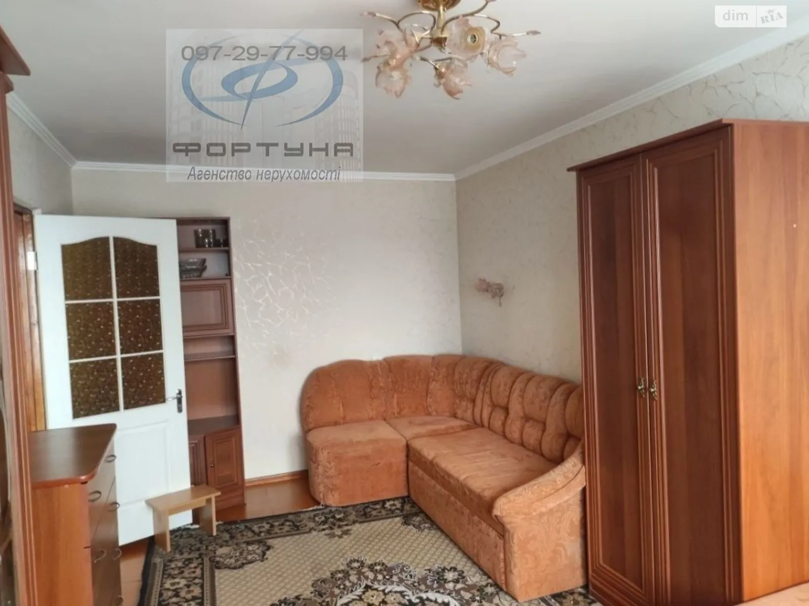 Продается 1-комнатная квартира 34 кв. м в Черкассах, ул. Сумгаитская, 30 - фото 1