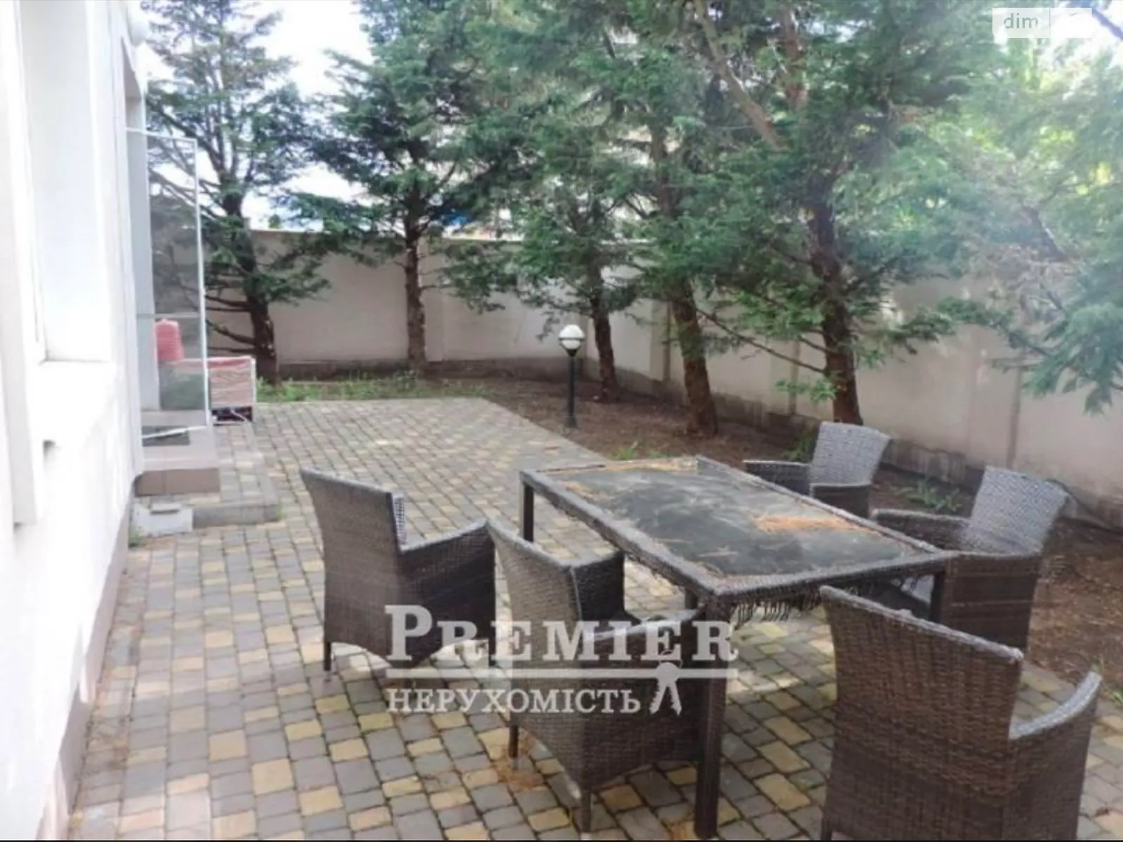 Продается дом на 2 этажа 140 кв. м с камином, цена: 265000 $ - фото 1