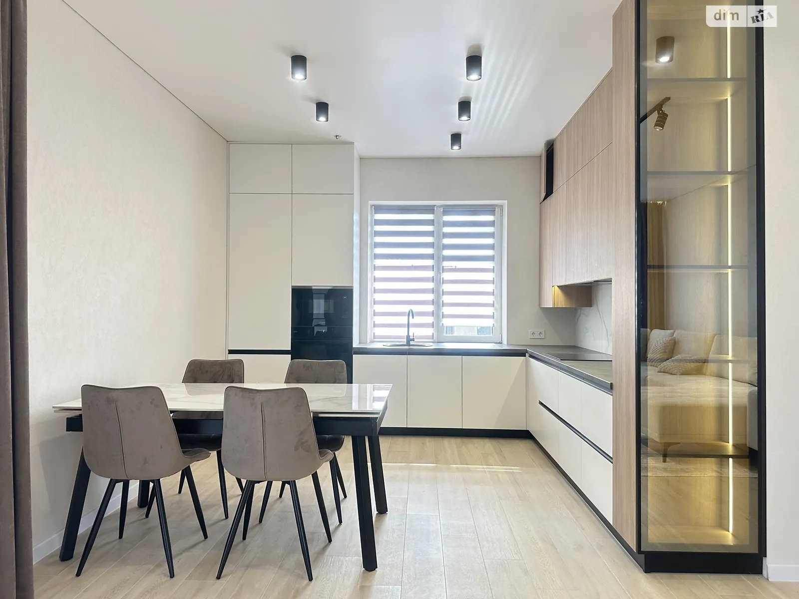 Продается одноэтажный дом 120 кв. м с гаражом, цена: 260000 $ - фото 1