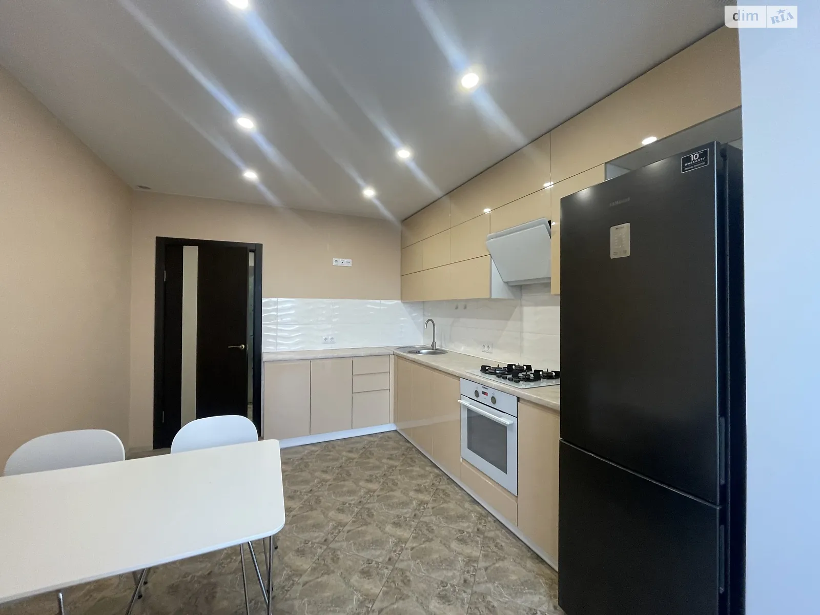 Сдается в аренду 1-комнатная квартира 44 кв. м в, цена: 17000 грн - фото 1