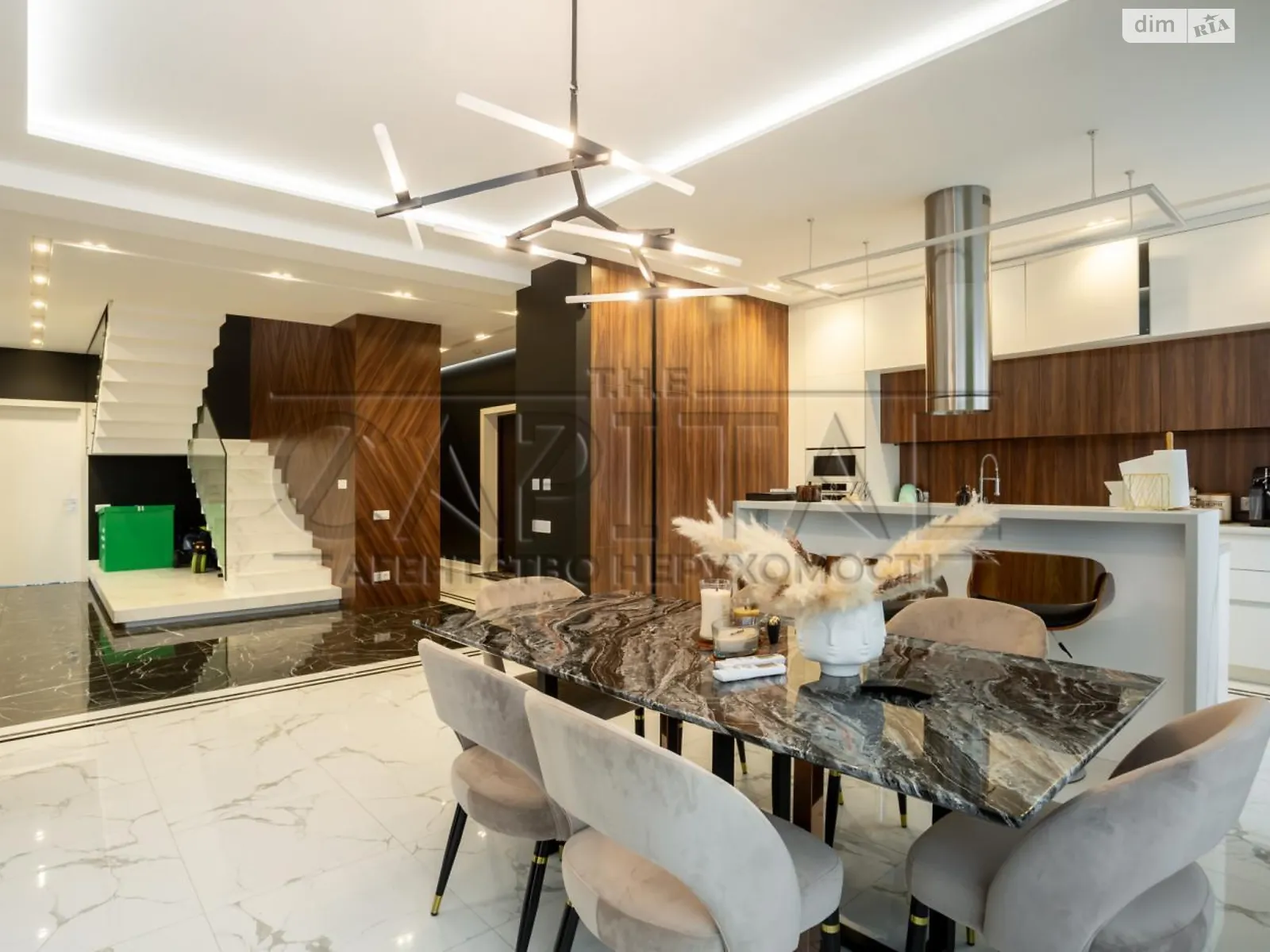 Продается 3-комнатная квартира 228 кв. м в Киеве, цена: 950000 $ - фото 1