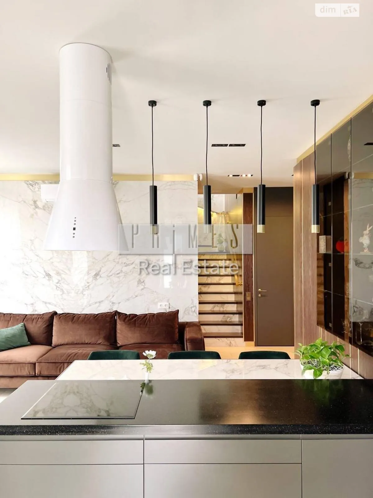 Продается 3-комнатная квартира 100 кв. м в Киеве, ул. Князя Романа Мстиславича(Генерала Жмаченко), 28 - фото 1