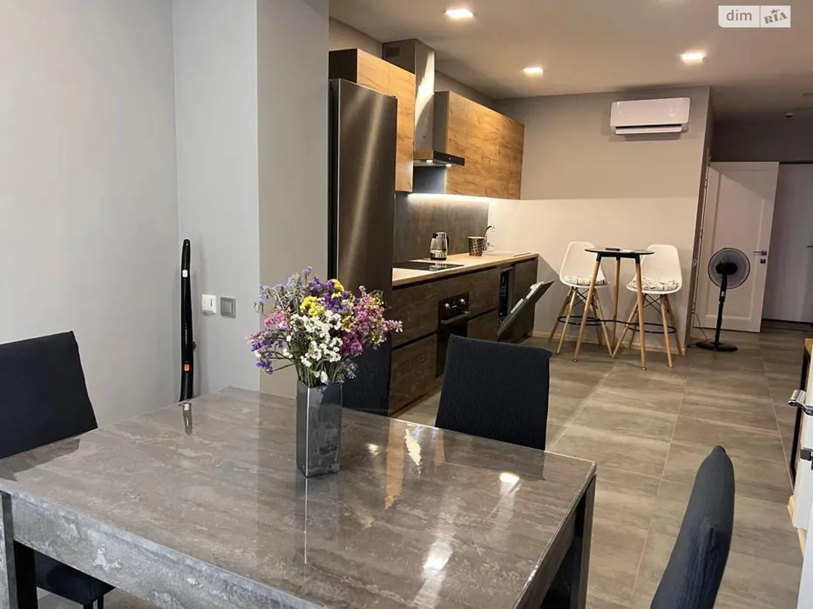 Сдается в аренду 2-комнатная квартира 58 кв. м в Днепре, ул. Набережная Победы, 112Д - фото 1