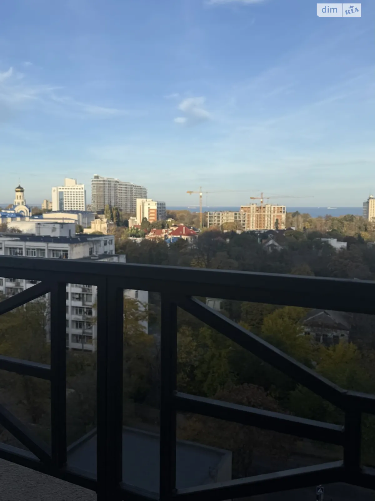 Продается 3-комнатная квартира 83 кв. м в Одессе, пер. Курортный, 1Б - фото 1