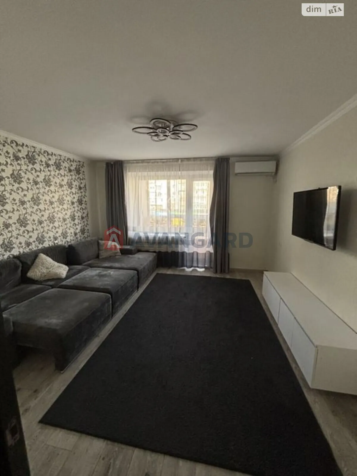 3-комнатная квартира 68 кв. м в Запорожье, ул. Ладожская - фото 1