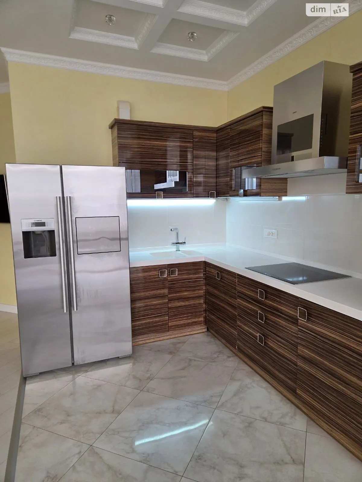 Продается 2-комнатная квартира 93 кв. м в Одессе, плато Аркадийское(Гагаринское), 5А/1 - фото 1