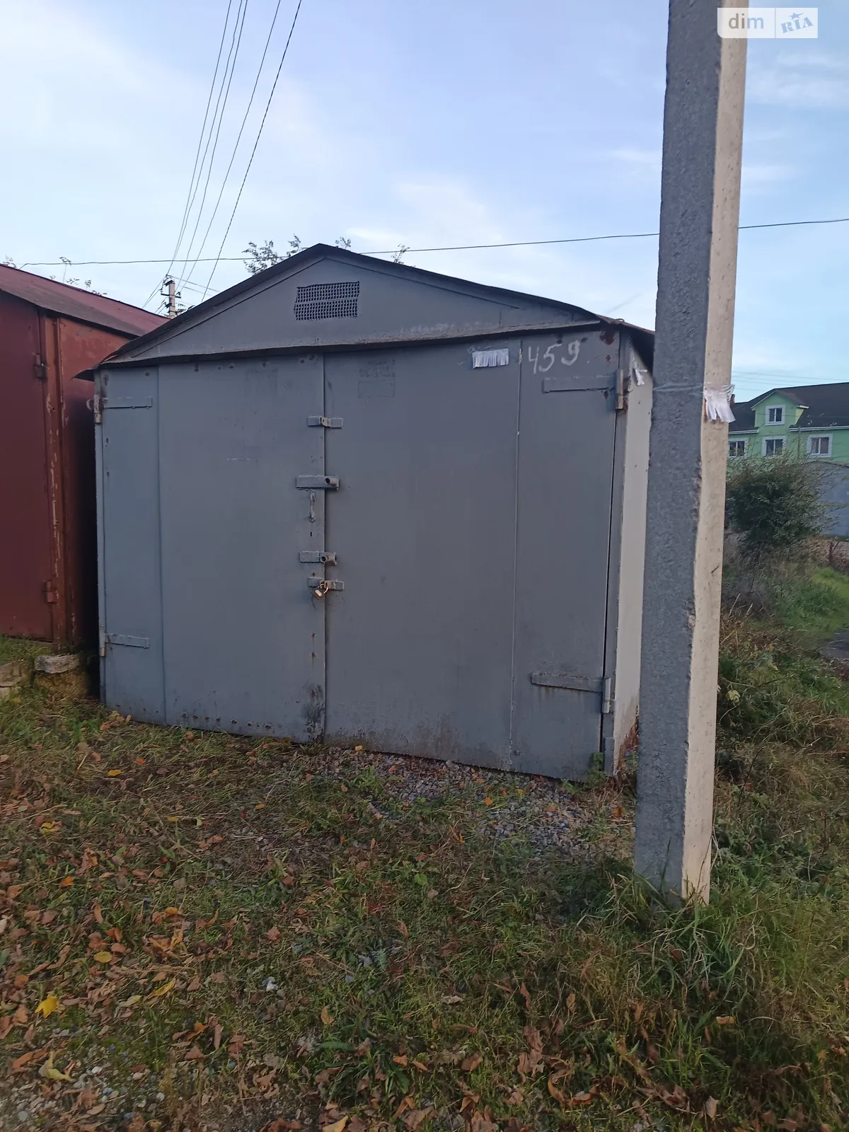 Продается отдельно стоящий гараж под легковое авто на 15 кв. м, цена: 1000 $ - фото 1