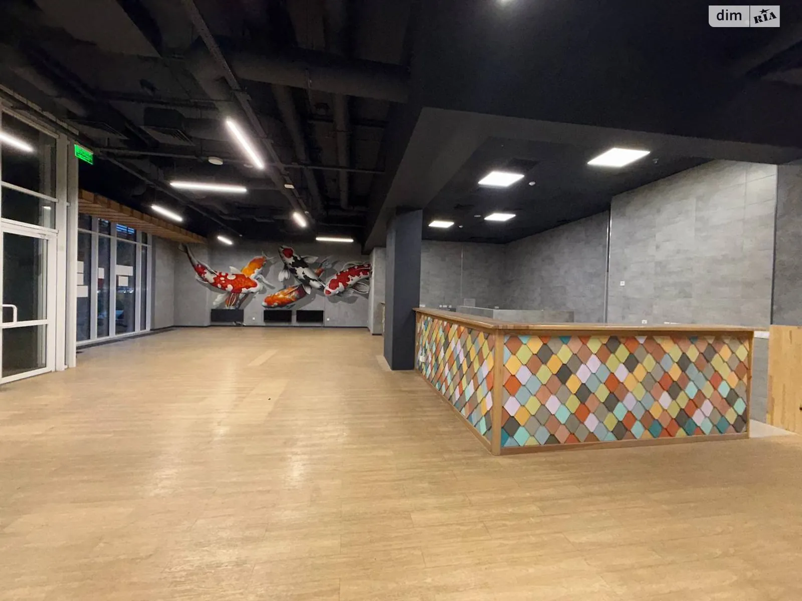 Здається в оренду приміщення вільного призначення 235 кв. м в 10-поверховій будівлі, цена: 4940 $ - фото 1