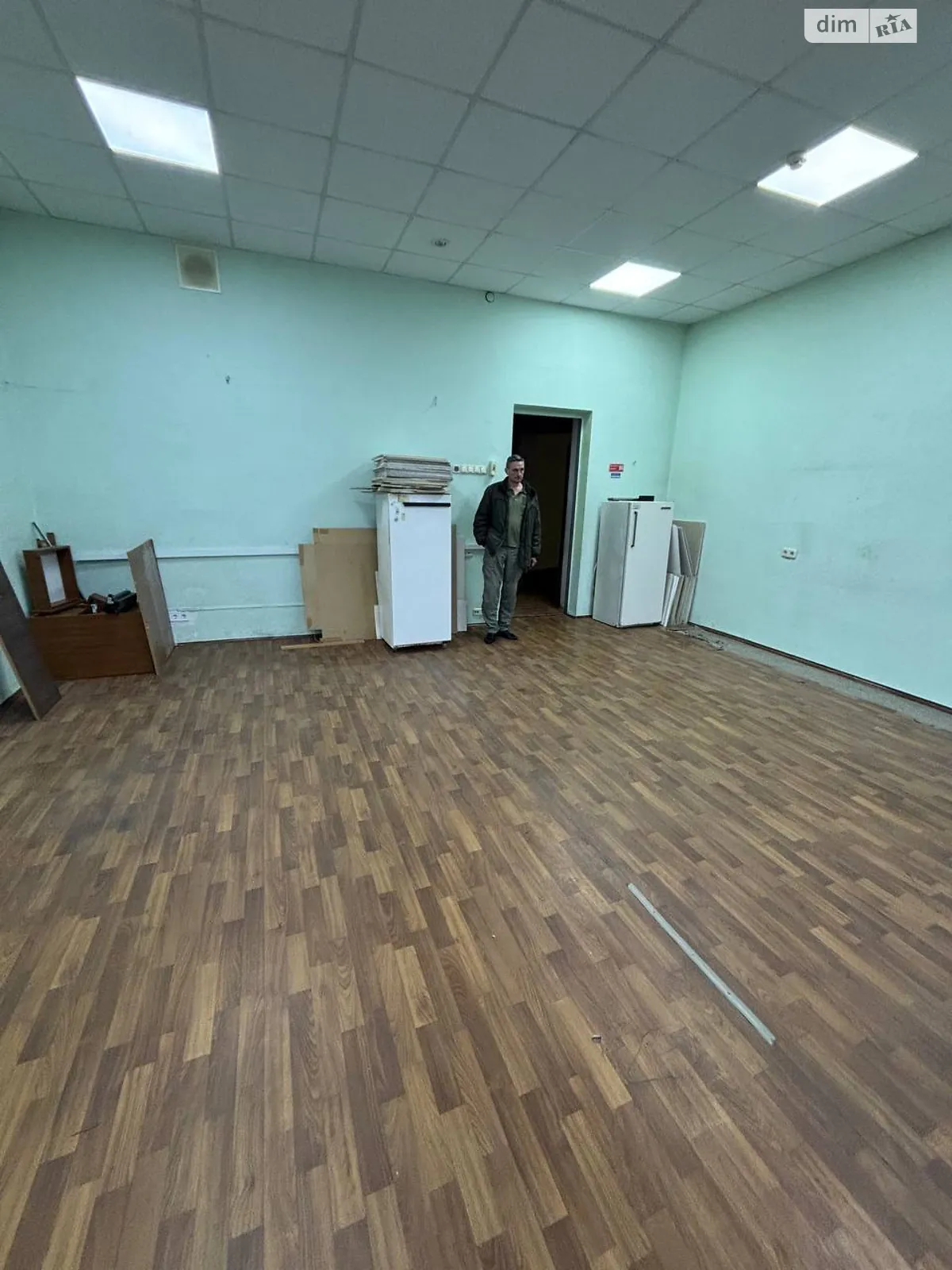 Сдается в аренду офис 19.4 кв. м в бизнес-центре, цена: 4850 грн - фото 1