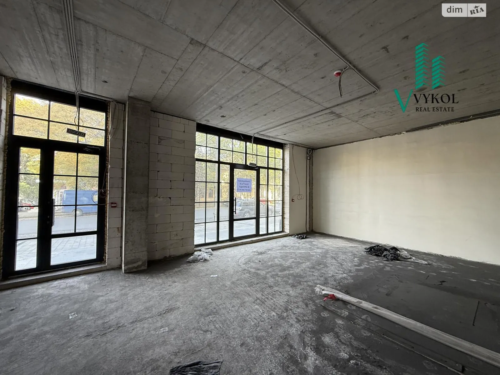 Продается помещения свободного назначения 136 кв. м в 8-этажном здании, цена: 550000 $ - фото 1