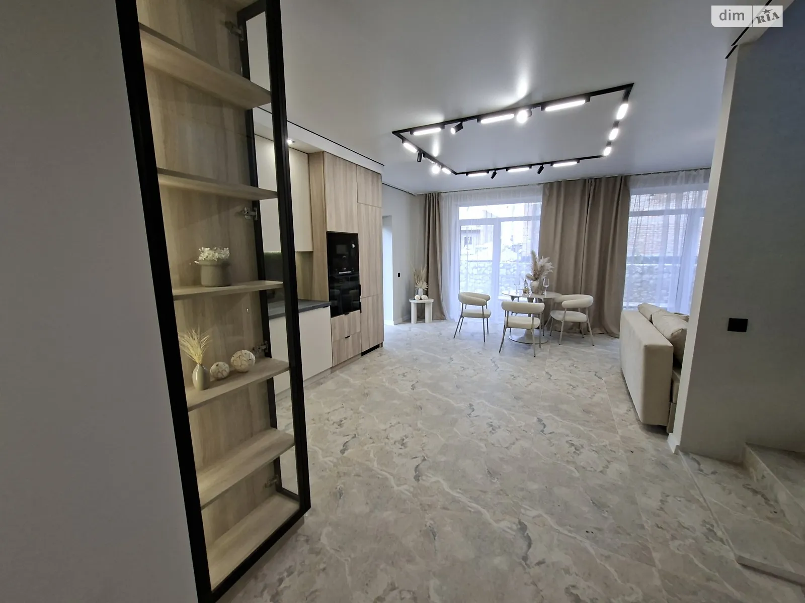 Продается дом на 2 этажа 125 кв. м с террасой, цена: 135000 $ - фото 1