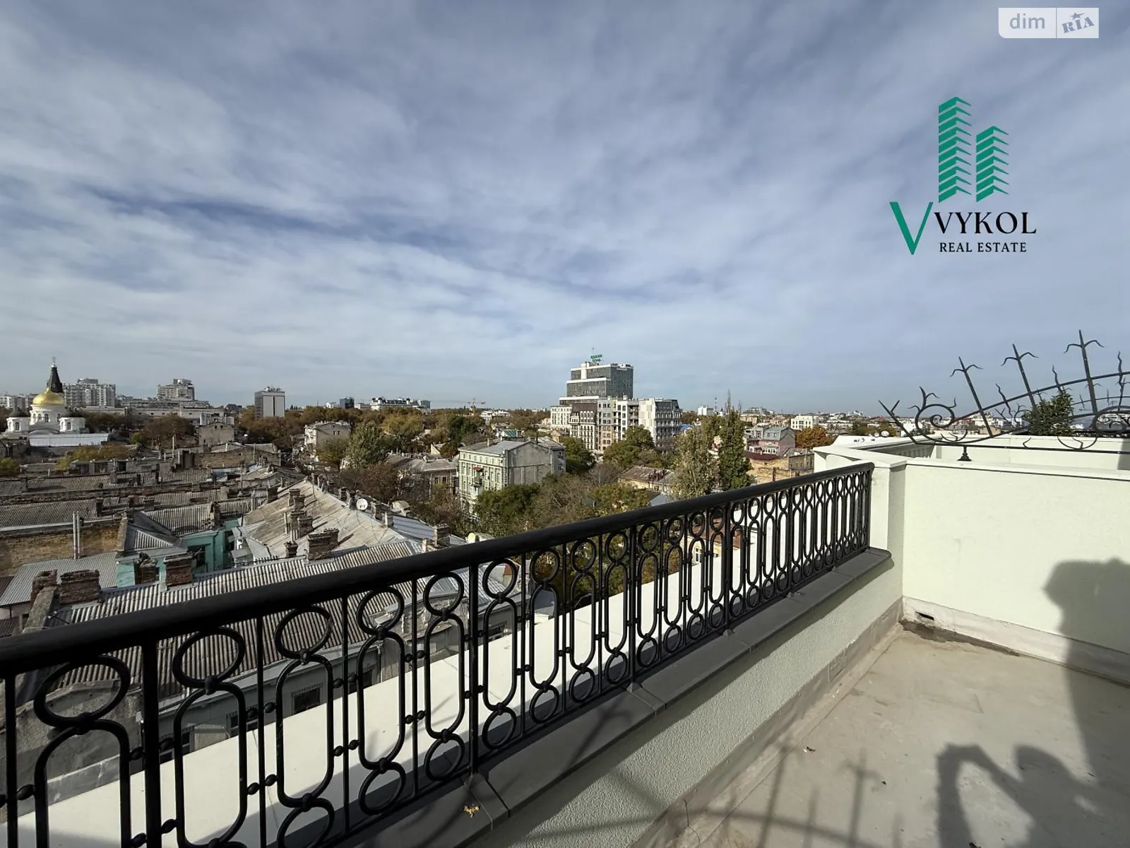 Продается 2-комнатная квартира 86.9 кв. м в Одессе, ул. Гимназическая, 13 - фото 1