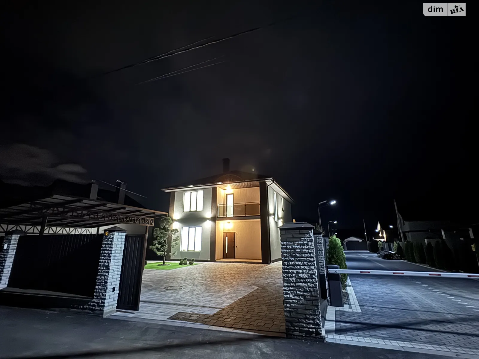 Продається будинок 2 поверховий 160 кв. м з мансардою, цена: 230000 $ - фото 1