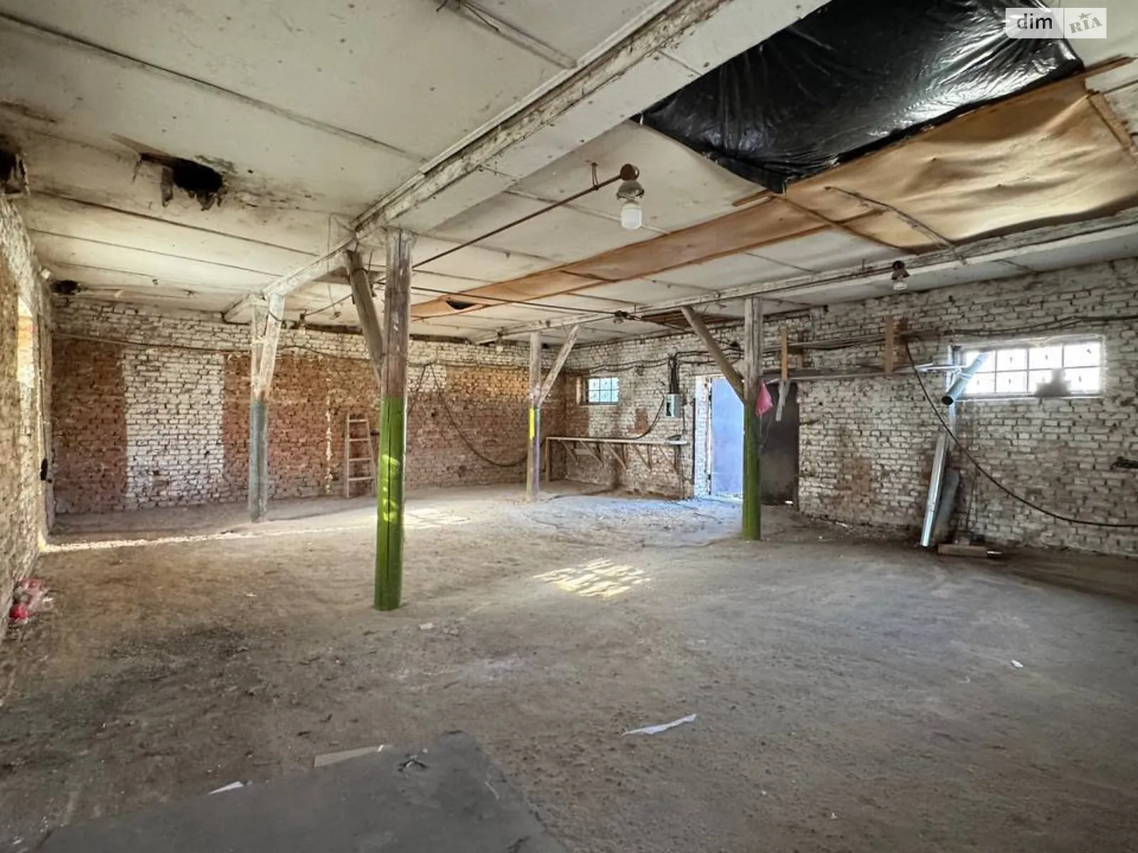 Сдается в аренду помещения свободного назначения 104 кв. м в 1-этажном здании, цена: 14560 грн - фото 1