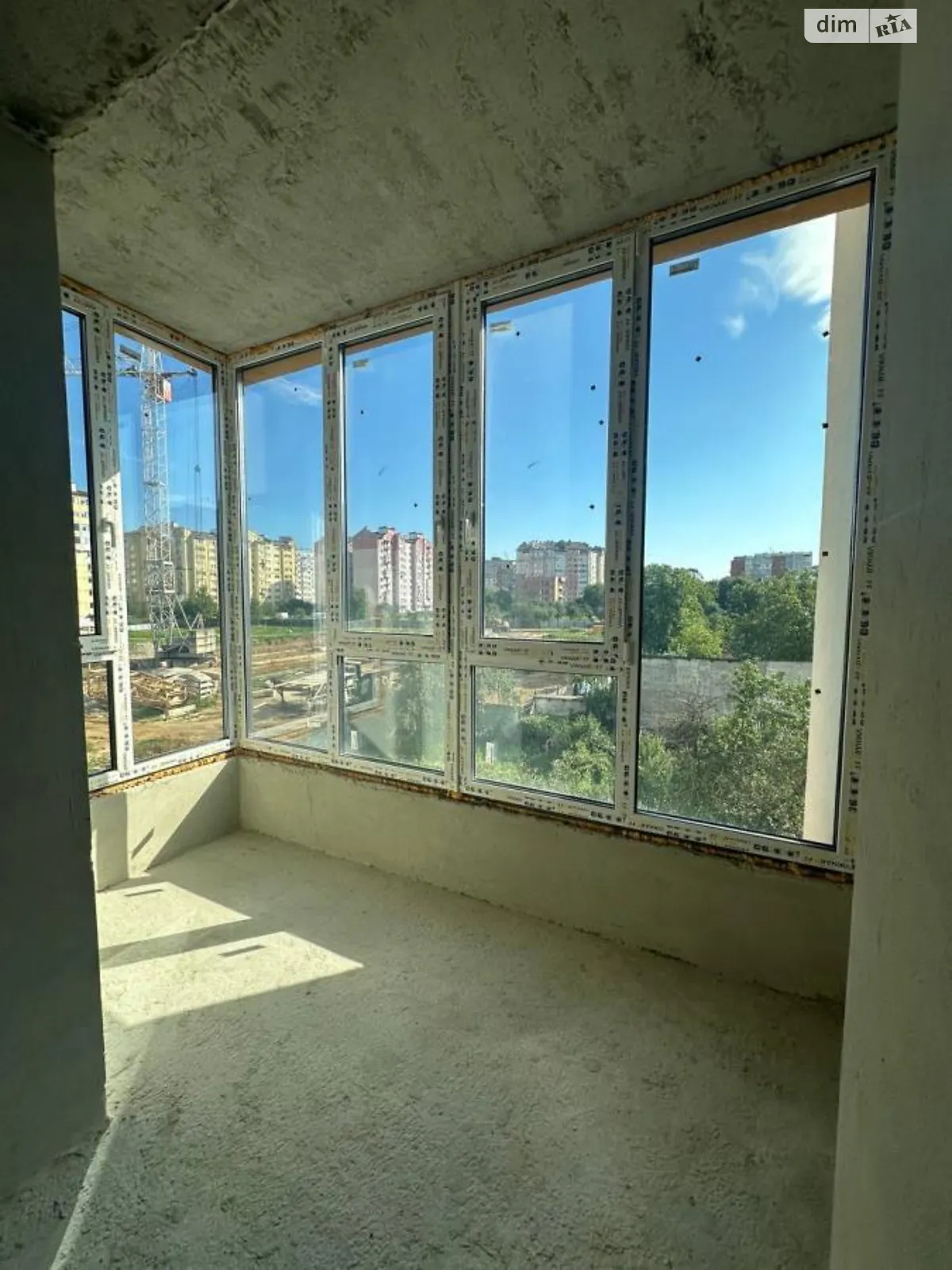 Продається 1-кімнатна квартира 45.03 кв. м у Івано-Франківську, вул. Симоненка Василя, 23 - фото 1