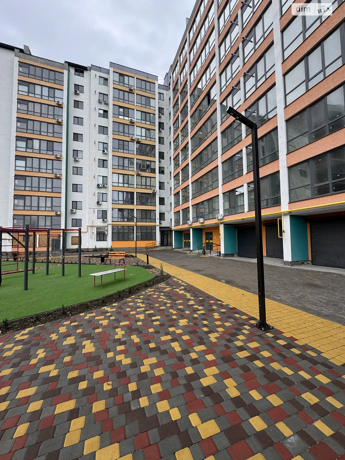 Продается 2-комнатная квартира 66.9 кв. м в Николаеве - фото 1