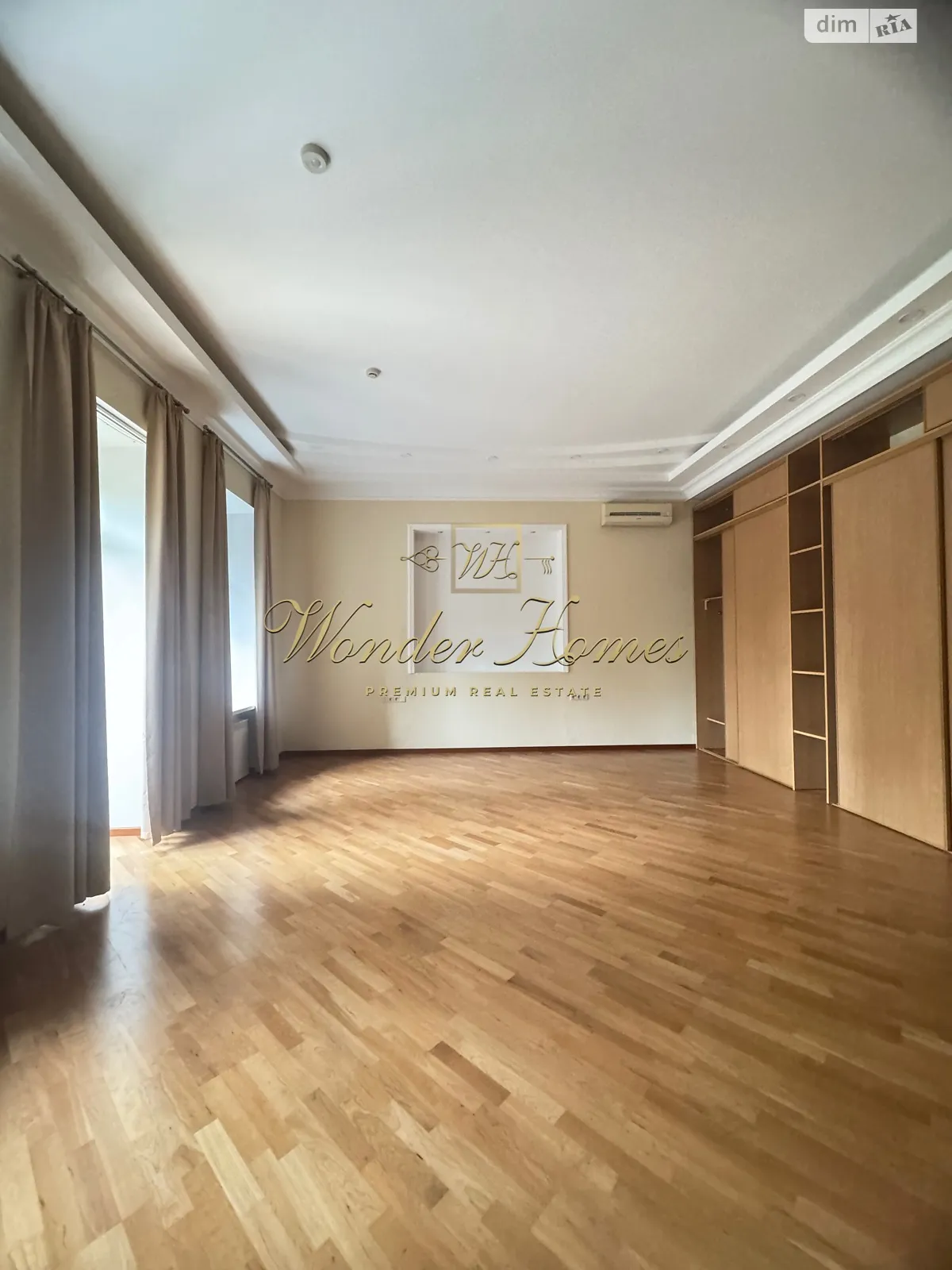 Продается 3-комнатная квартира 225 кв. м в Киеве, ул. Паньковская, 8 - фото 1