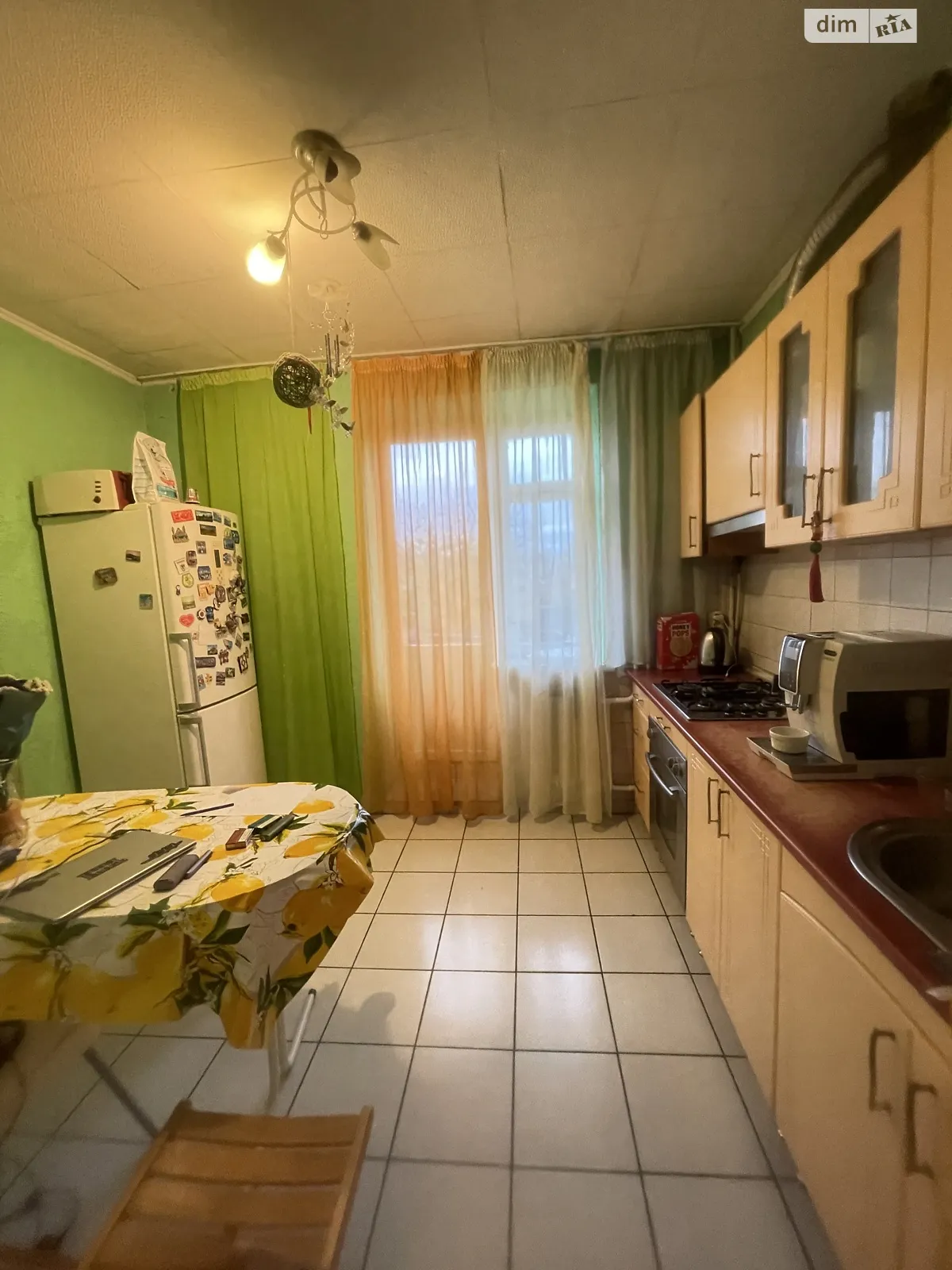 Продается 3-комнатная квартира 67.8 кв. м в Ужгороде, ул. 15-го батальона(Маресьева) - фото 1