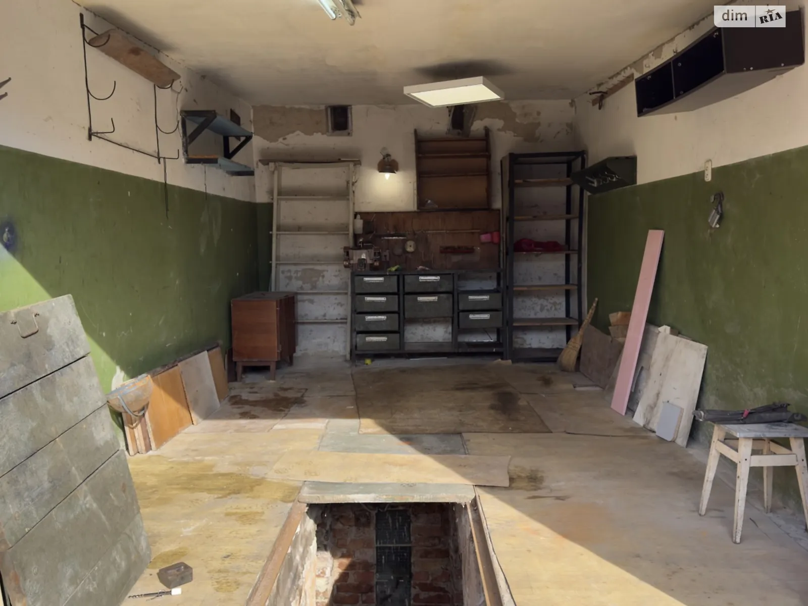 Продается место в гаражном кооперативе под легковое авто на 18.2 кв. м, цена: 6700 $ - фото 1