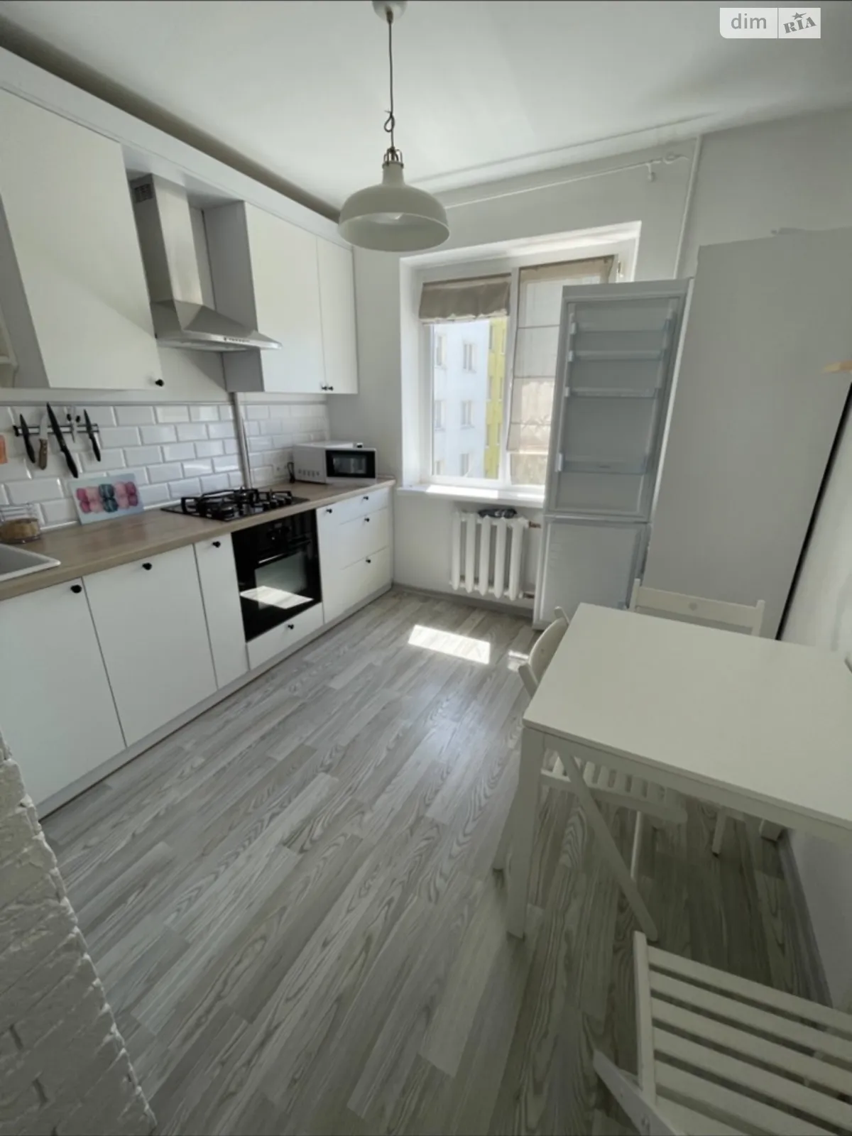 Продается 2-комнатная квартира 54 кв. м в Львове, ул. Освицкая, 7 - фото 1