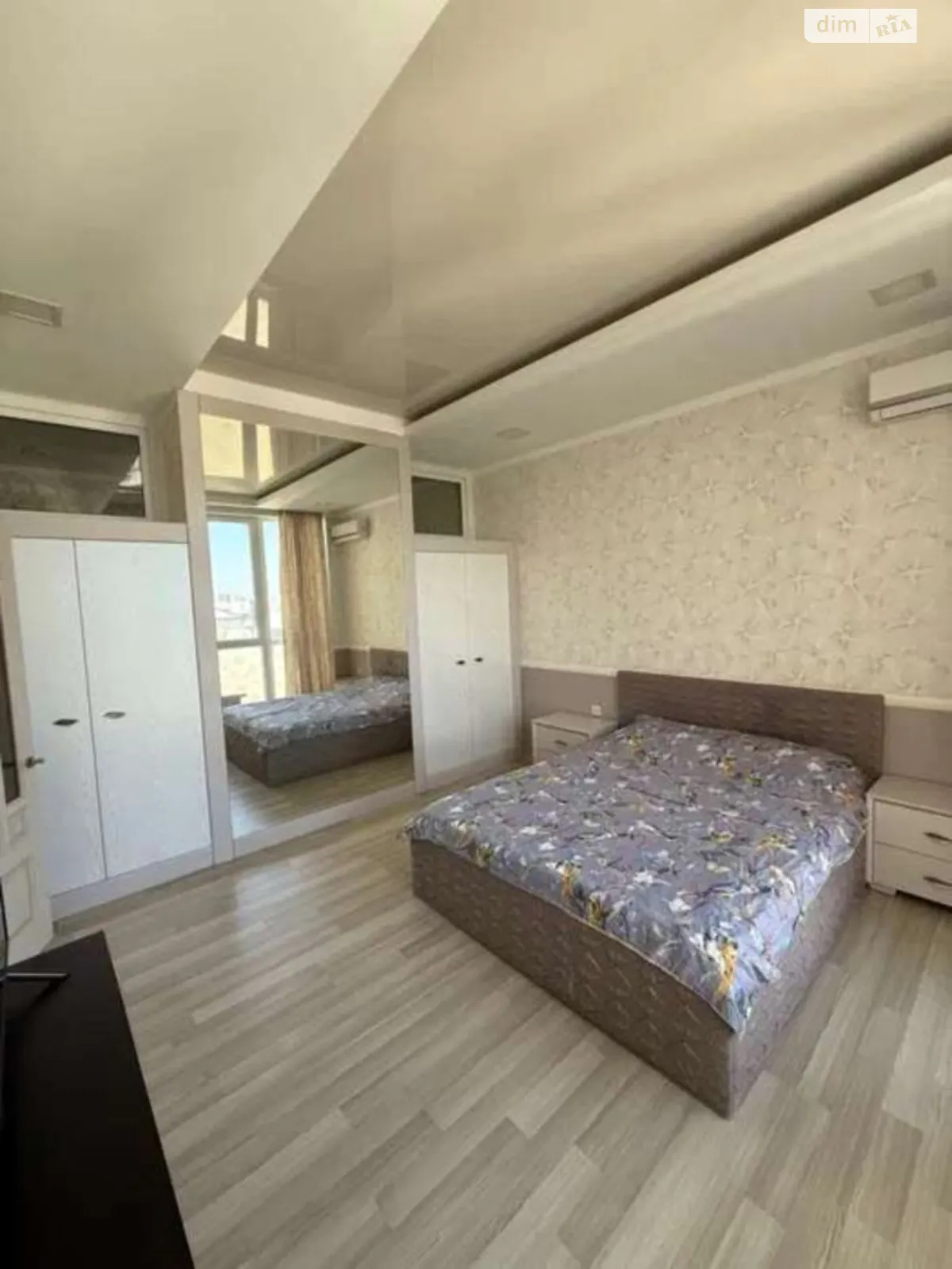 Сдается в аренду 3-комнатная квартира 70 кв. м в Одессе, ул. Литературная - фото 1