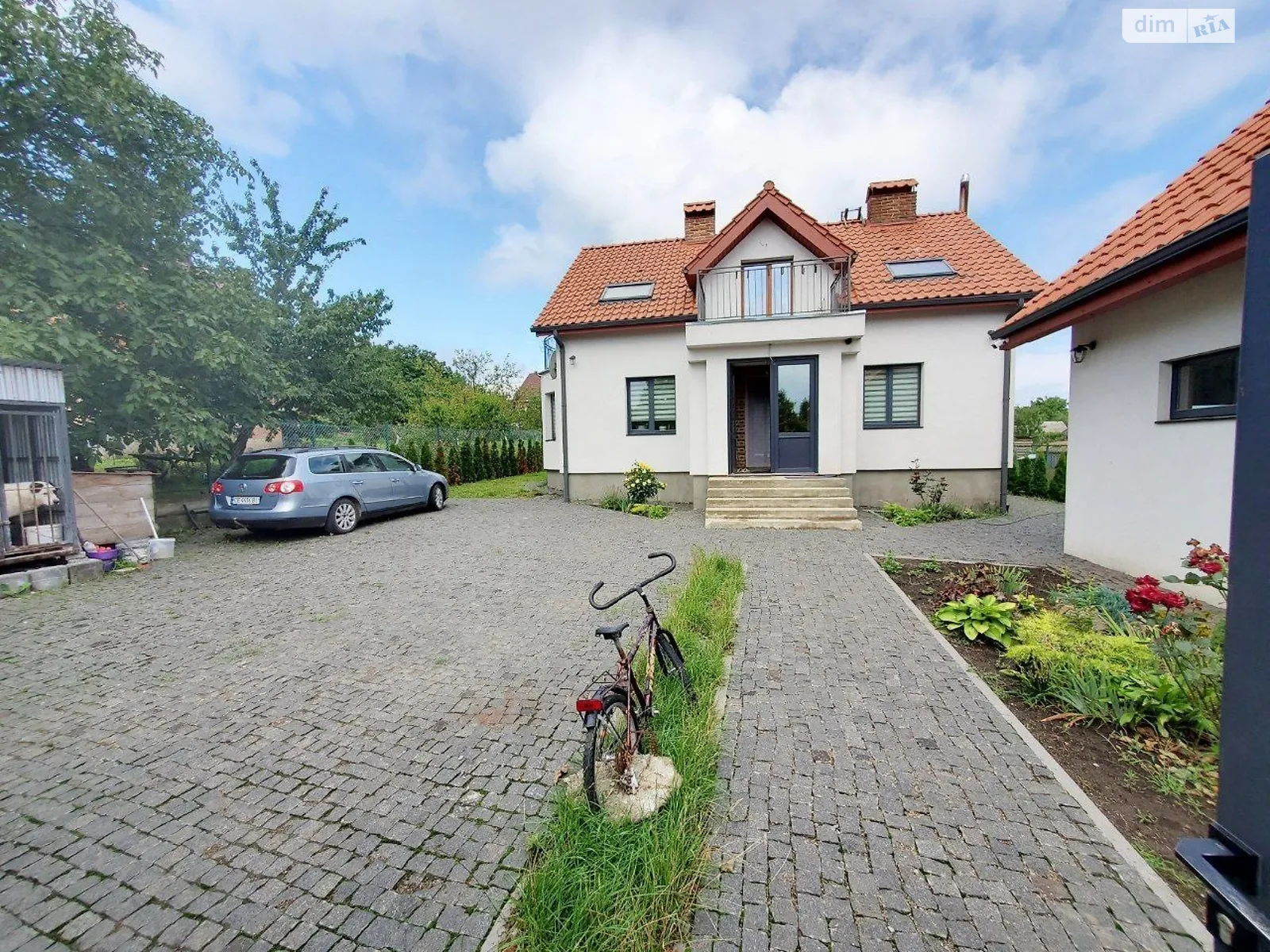 Сдается в аренду дом на 2 этажа 130 кв. м с балконом, цена: 1000 $ - фото 1