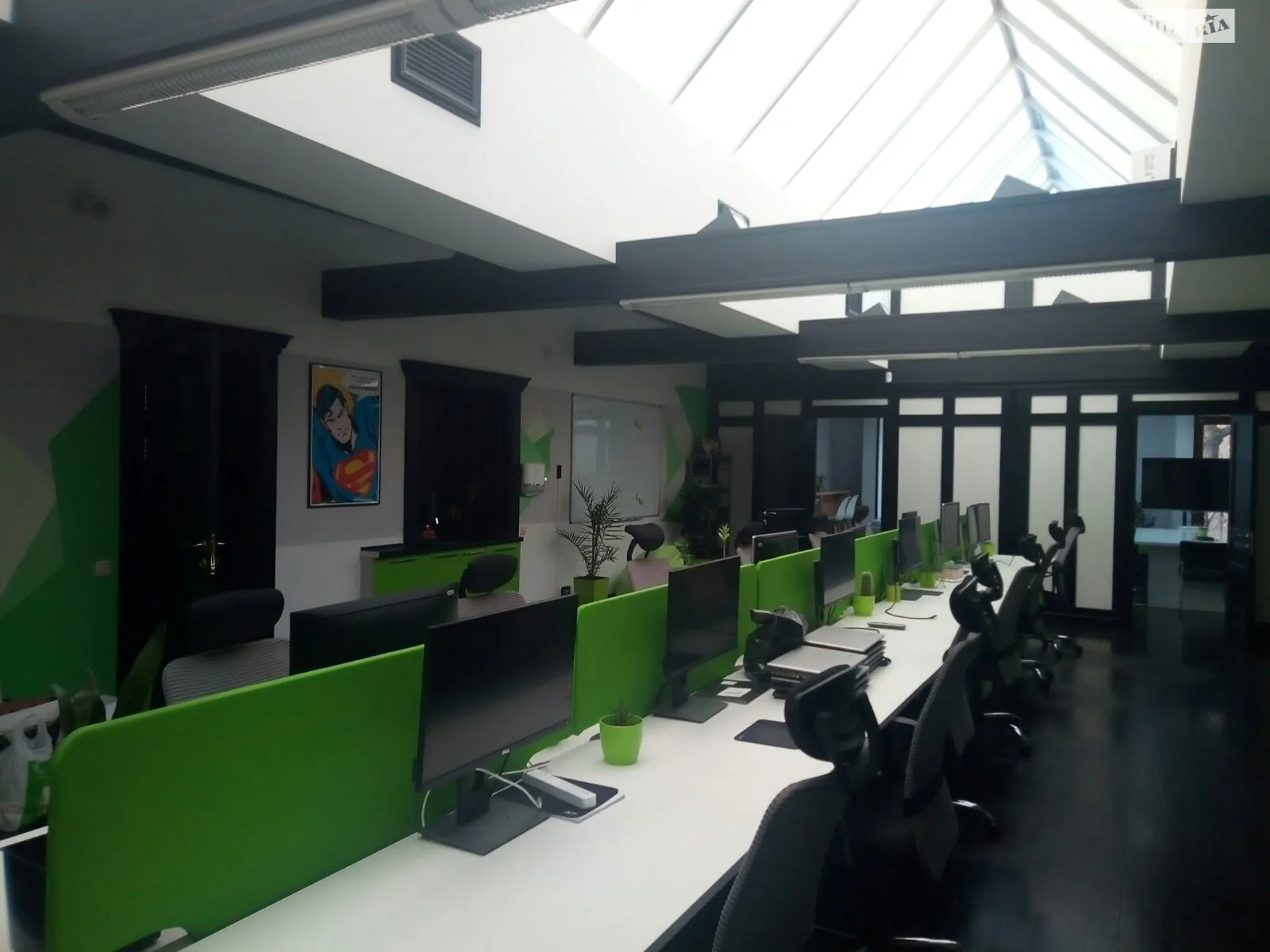 Здається в оренду офіс 914 кв. м в бізнес-центрі, цена: 15000 $ - фото 1