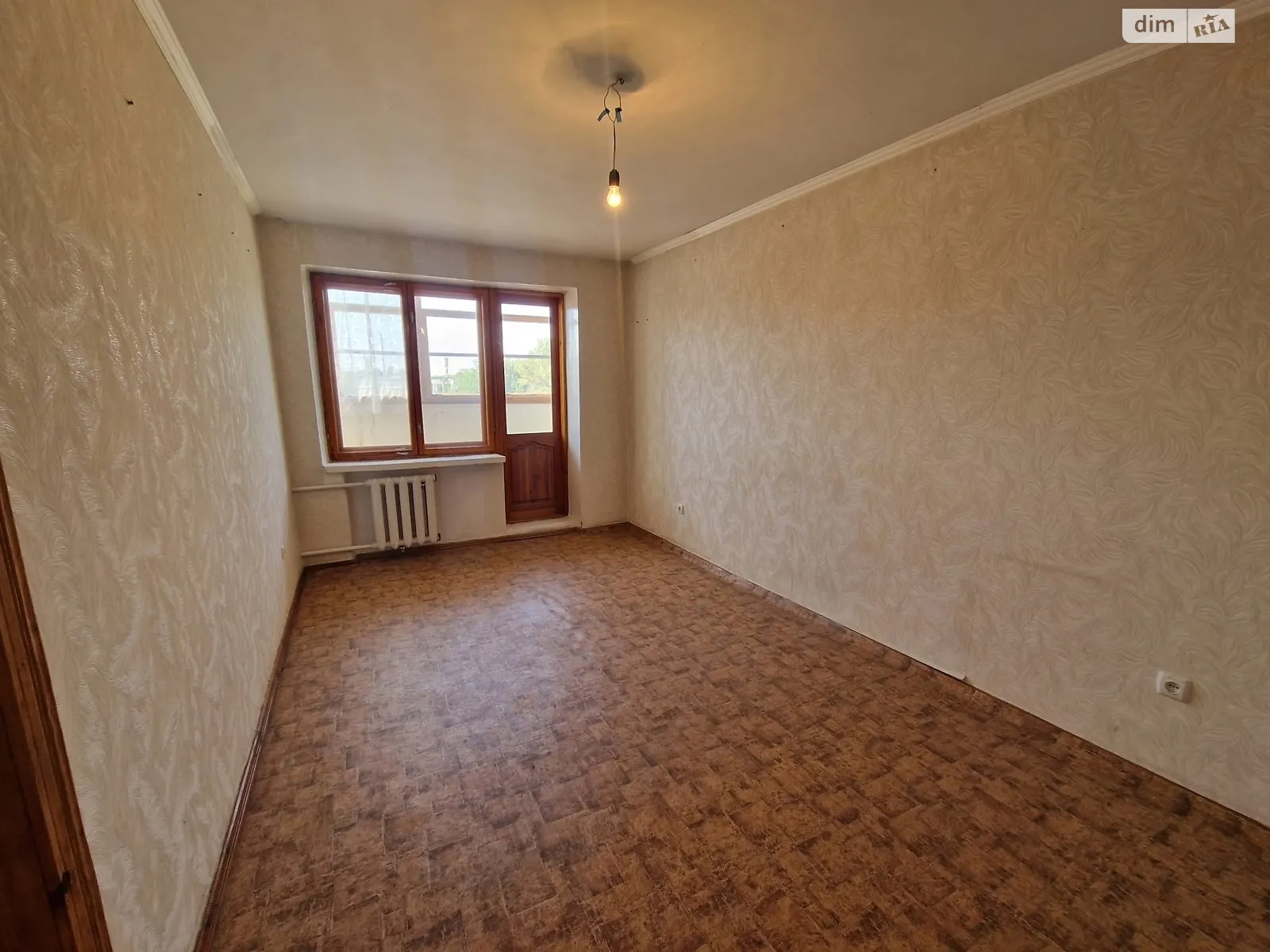 Продается 3-комнатная квартира 61 кв. м в Великодолинском, ул. Энтузиастов - фото 1