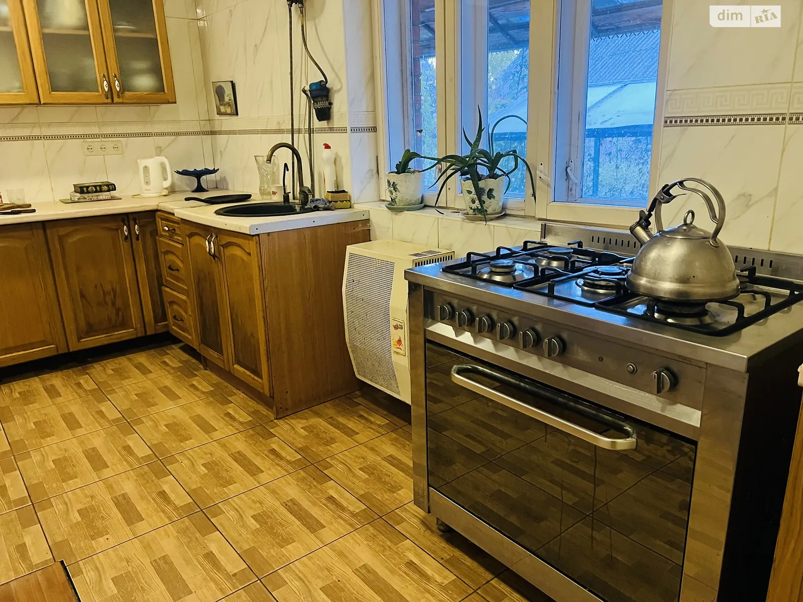 Продается одноэтажный дом 98 кв. м с бассейном, цена: 55000 $ - фото 1