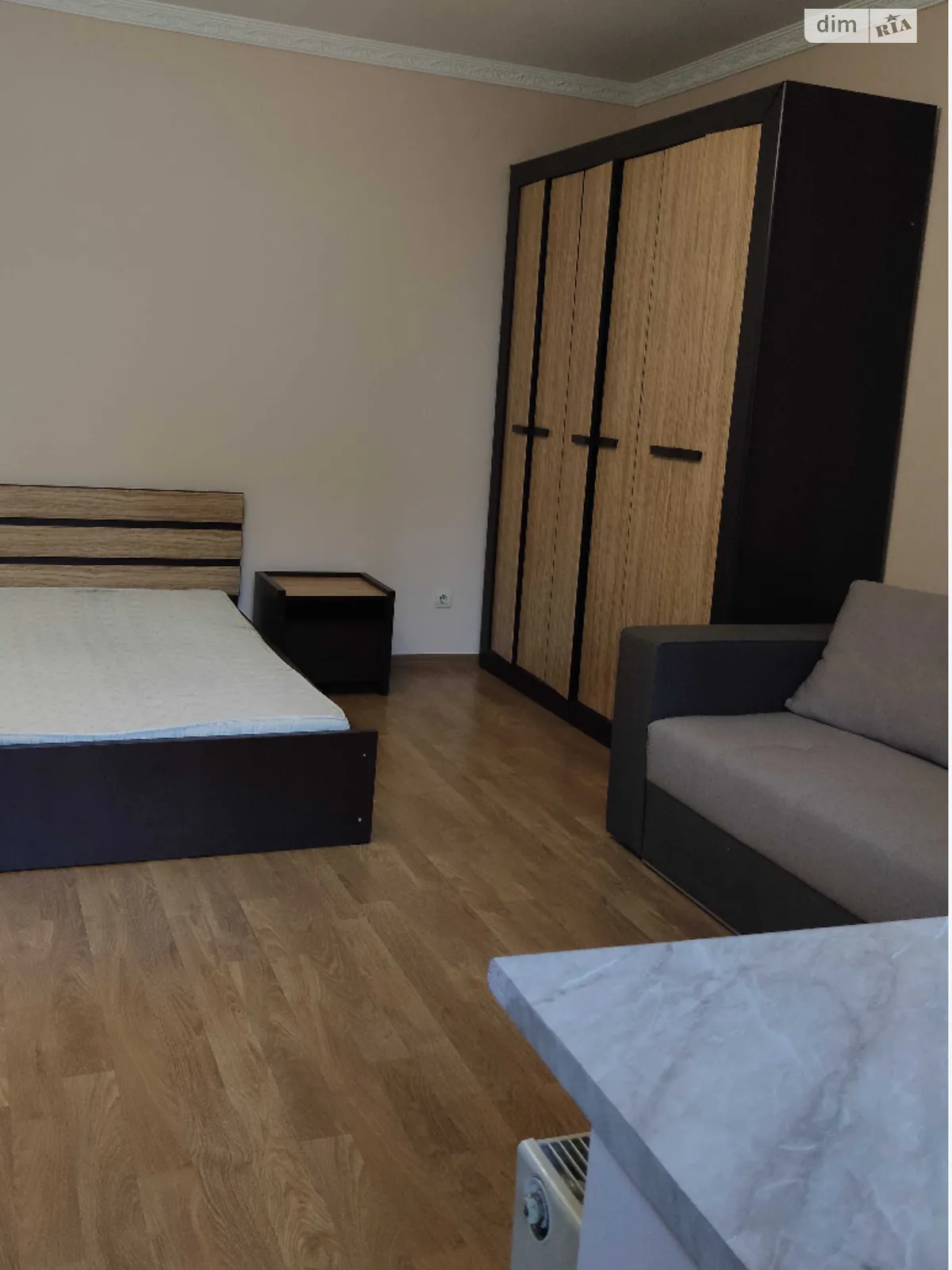 Сдается в аренду 1-комнатная квартира 52 кв. м в Львове, ул. Железнодорожная - фото 1