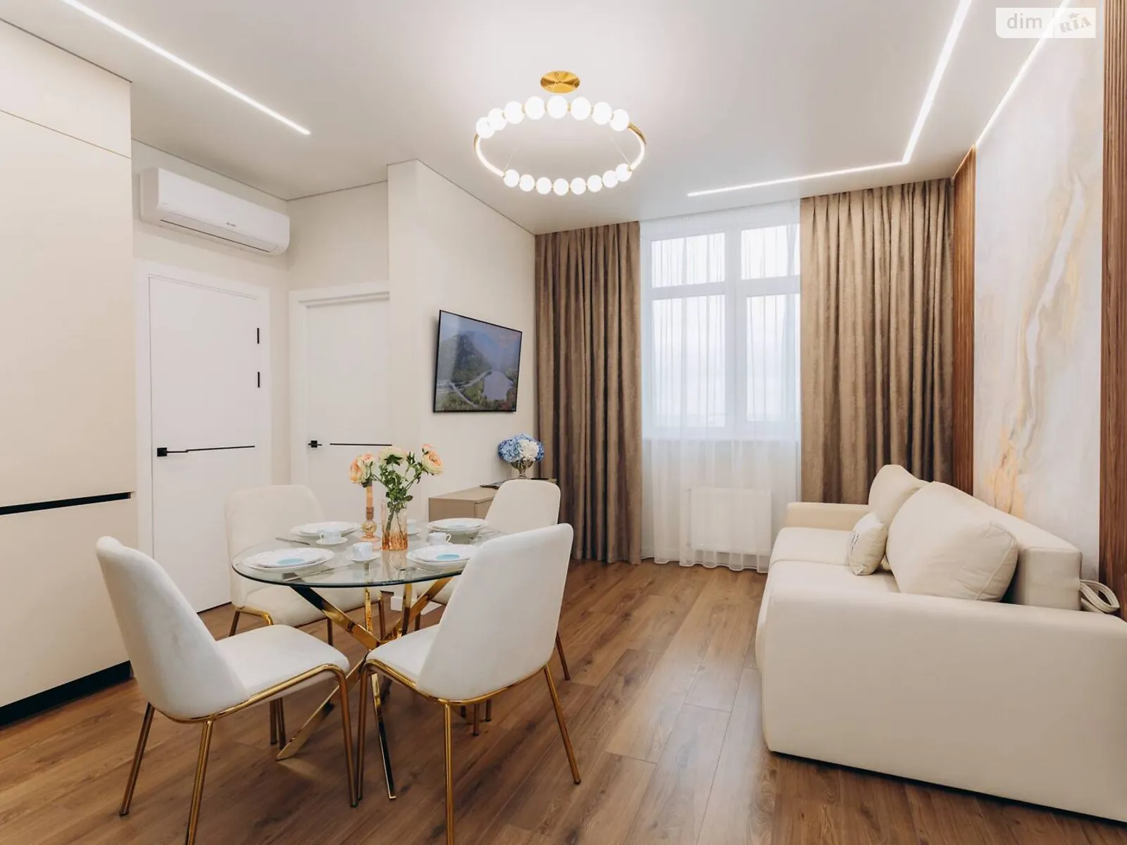 Продается 2-комнатная квартира 60 кв. м в Одессе, ул. Краснова - фото 1