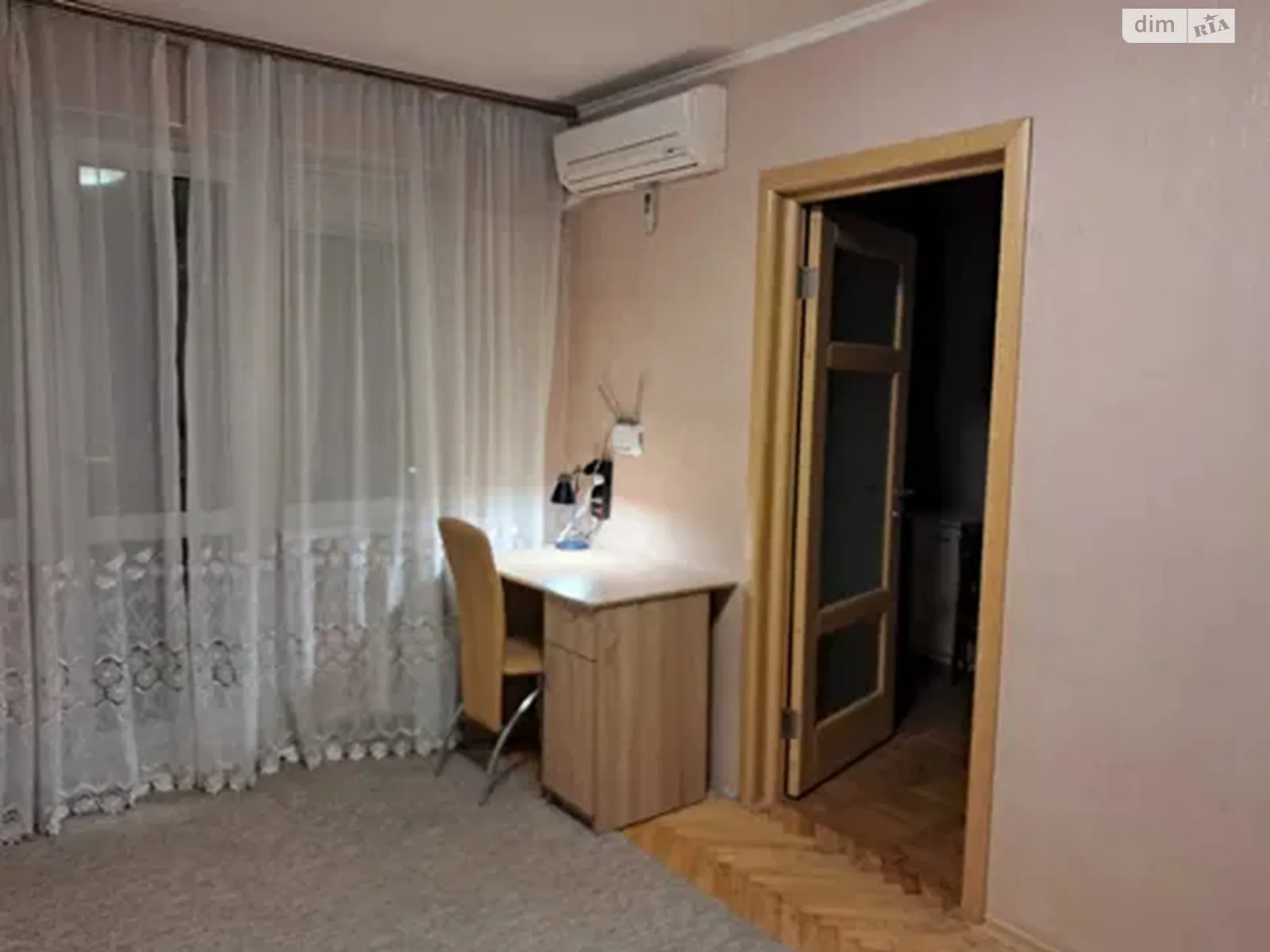 Здається в оренду 2-кімнатна квартира 47 кв. м у Києві, вул. Миколи Василенка, 25 - фото 1